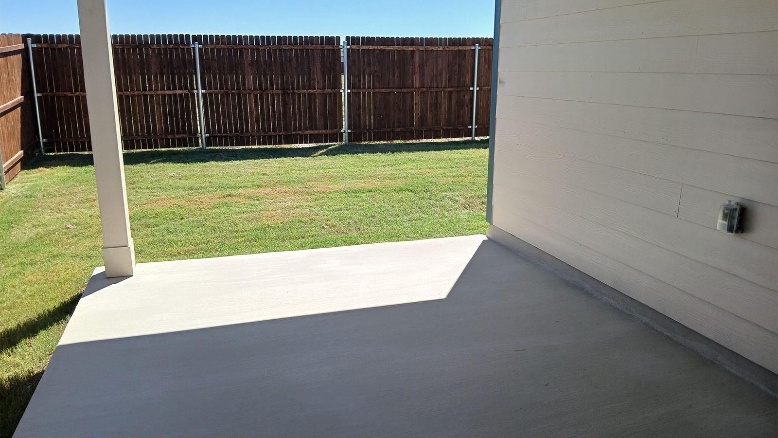 main property photo 12