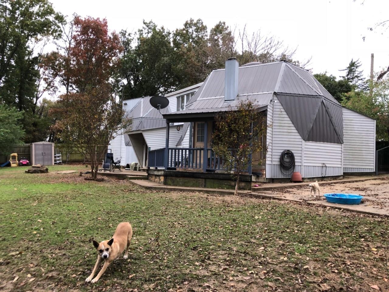 main property photo 10