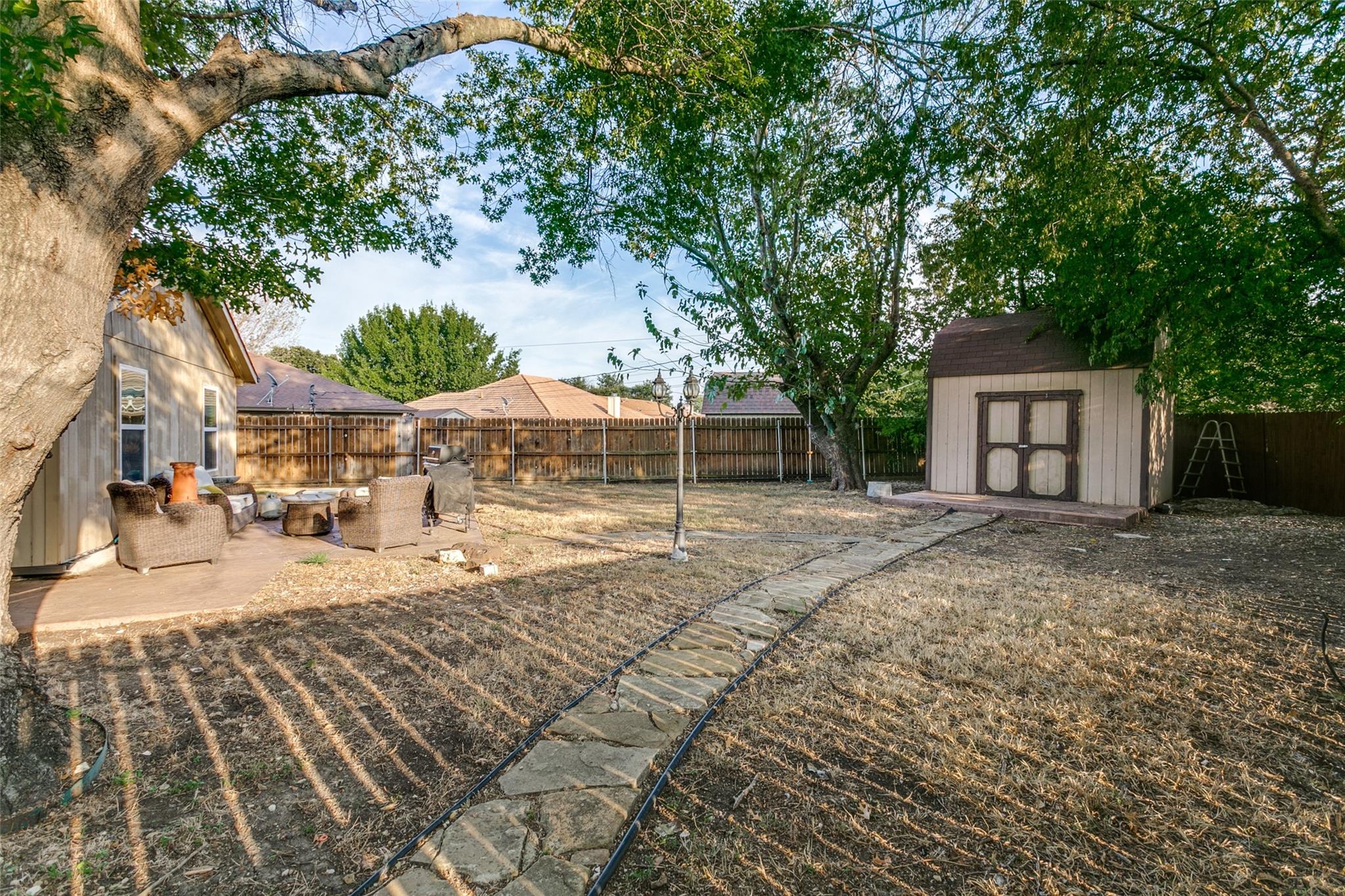 main property photo 23