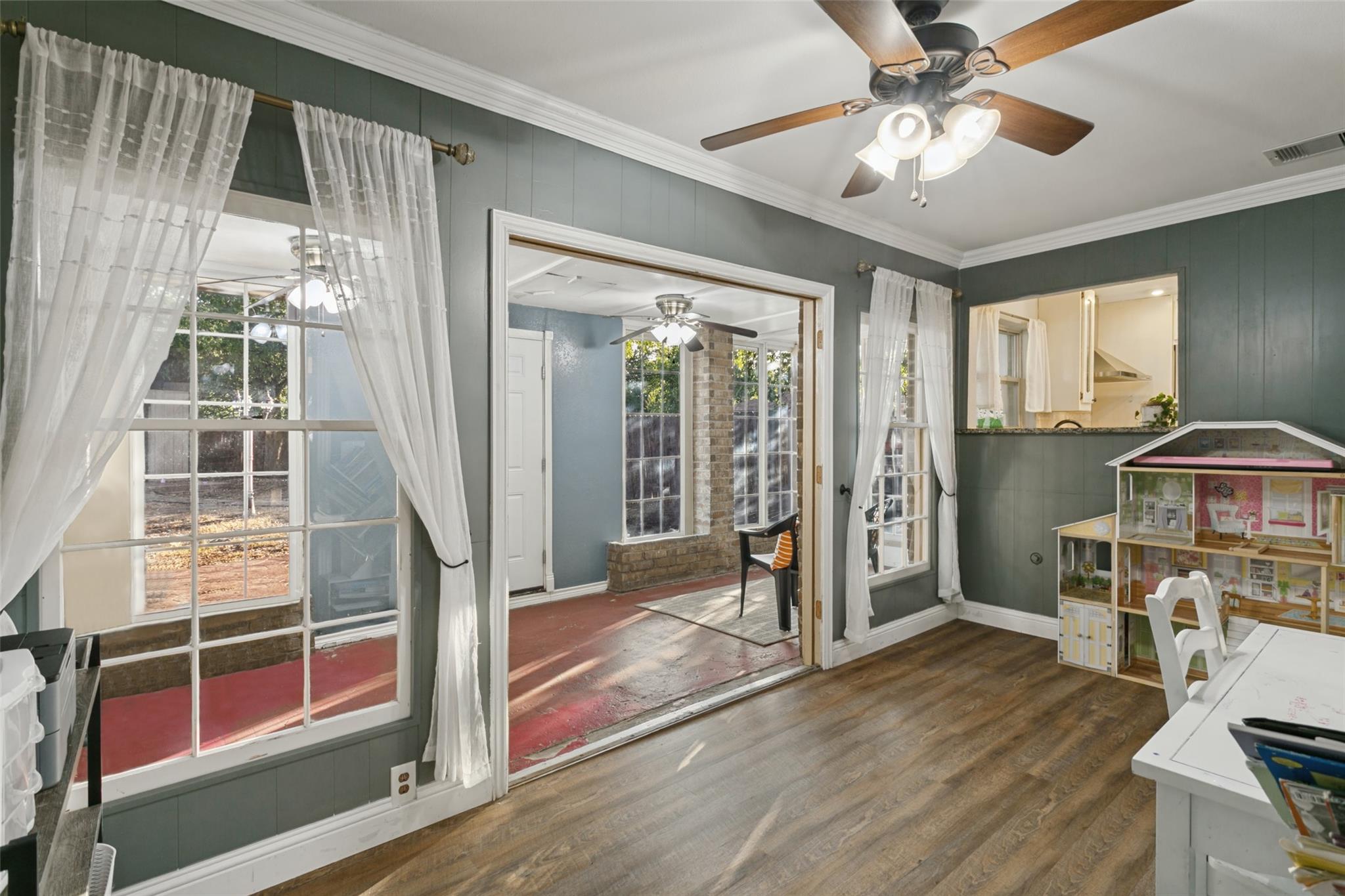 main property photo 5