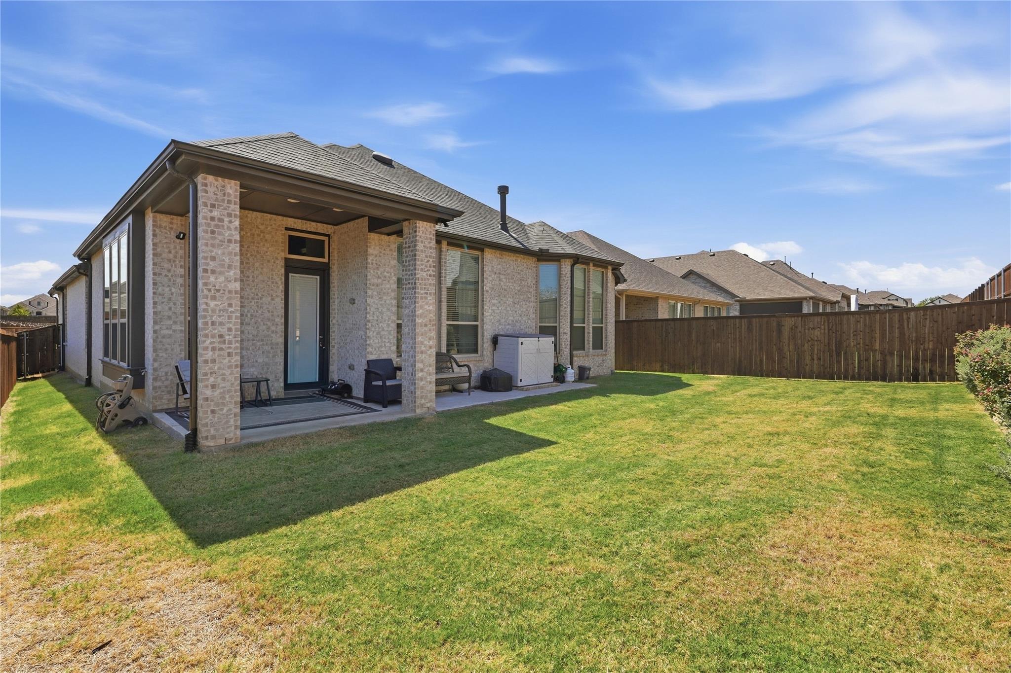 main property photo 21