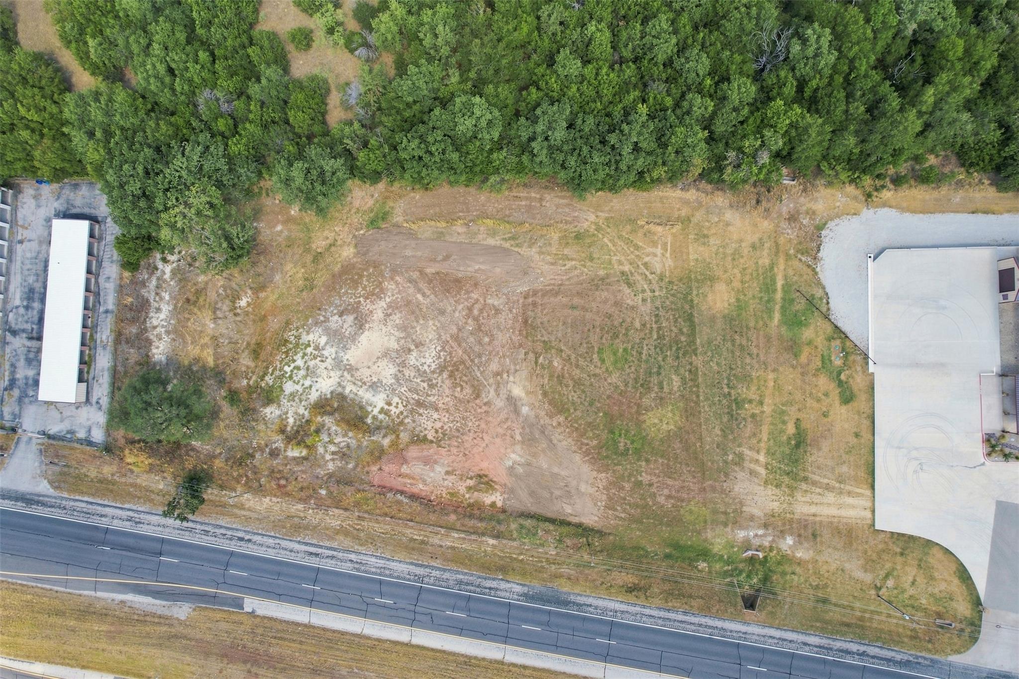 main property photo 9