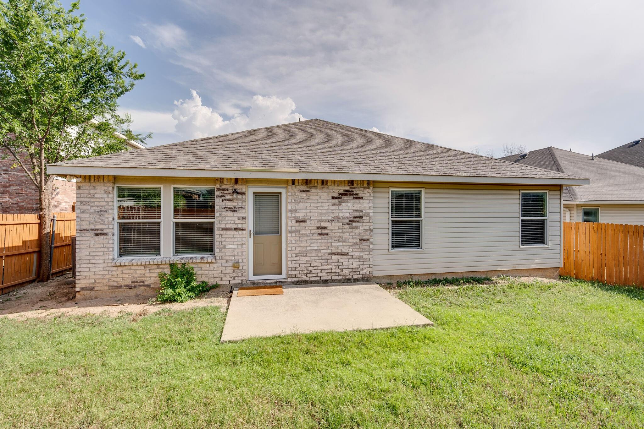 main property photo 23