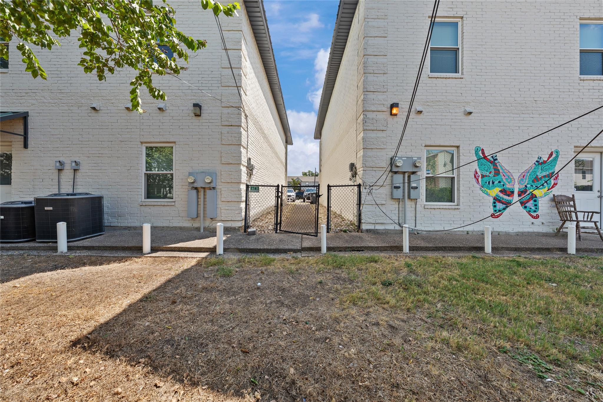 main property photo 39