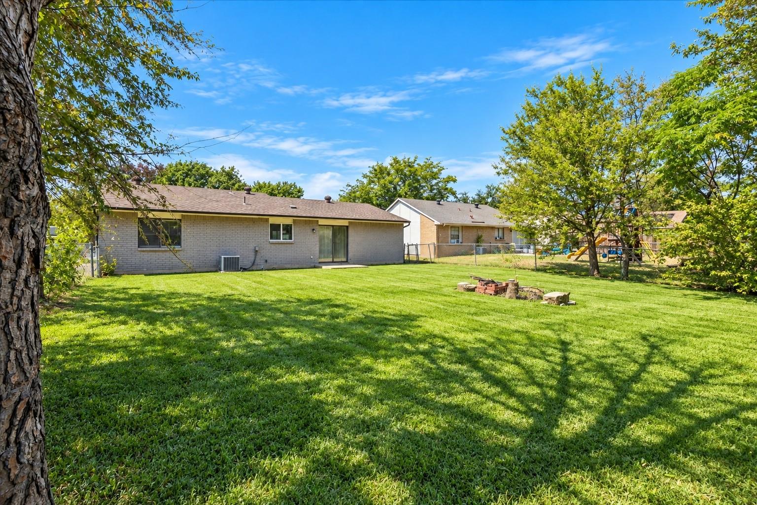 main property photo 20