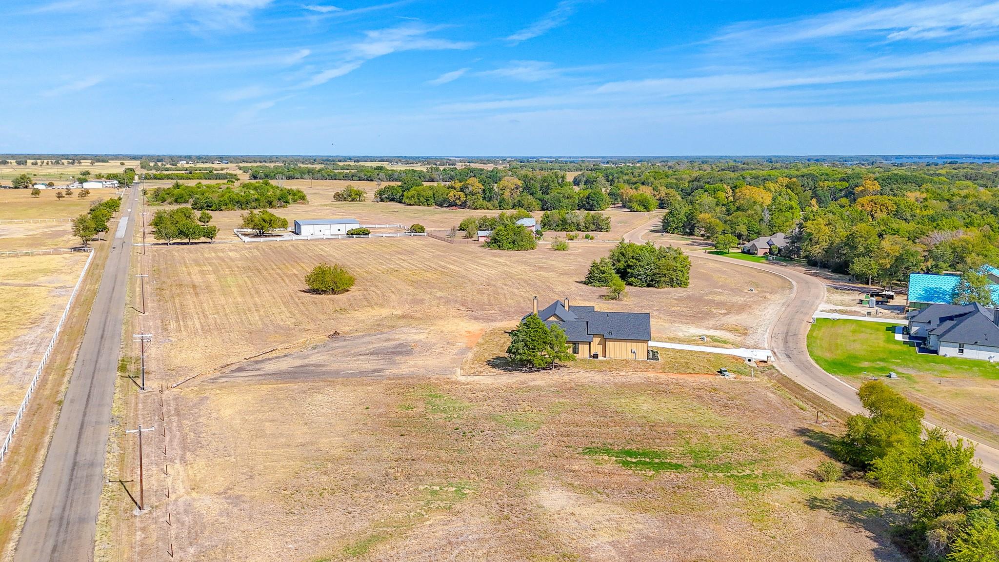 main property photo 21
