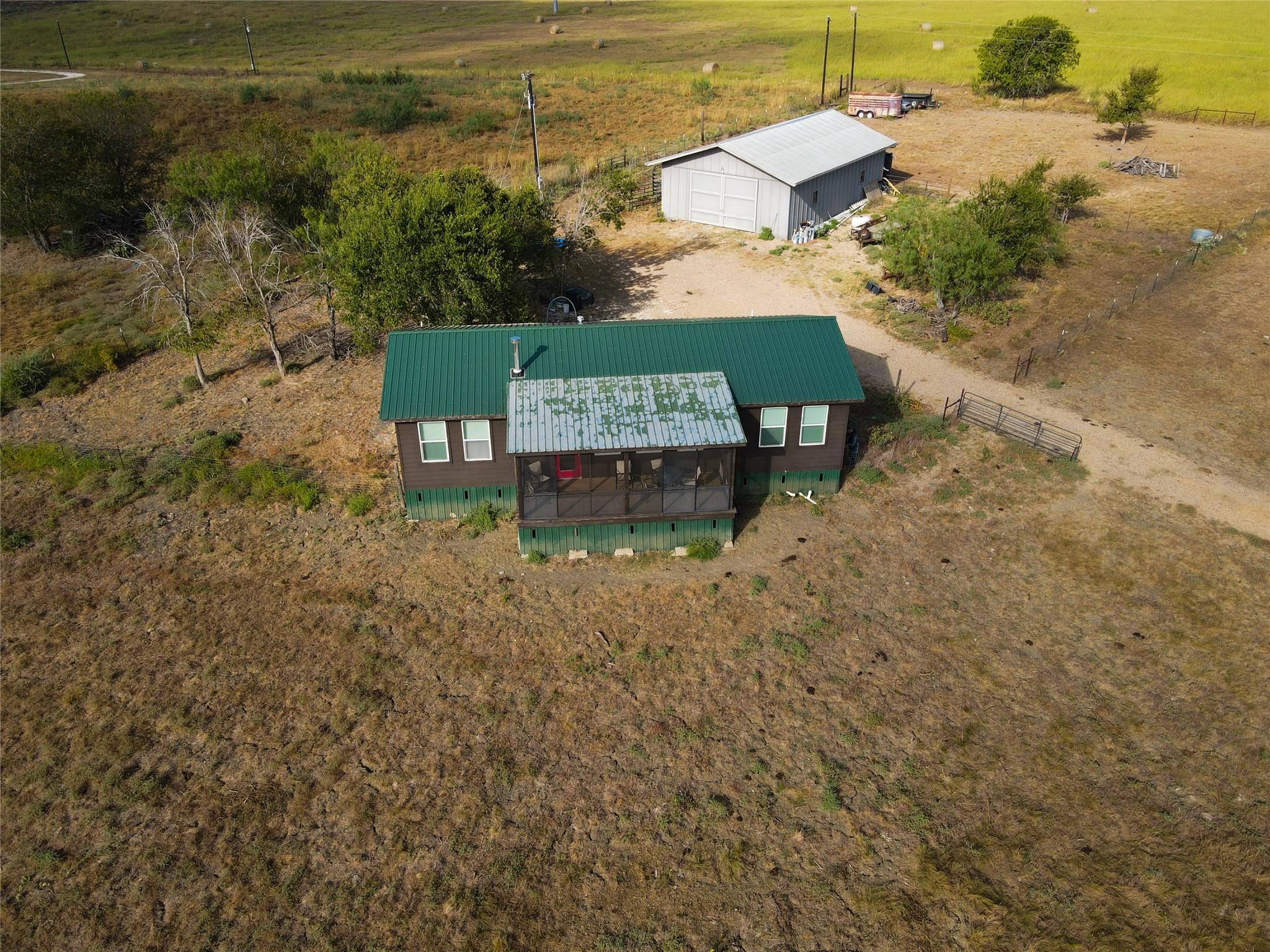 main property photo 38