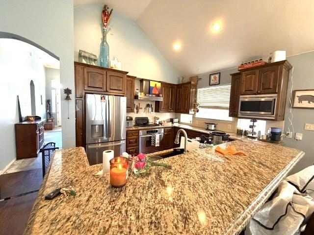 main property photo 5