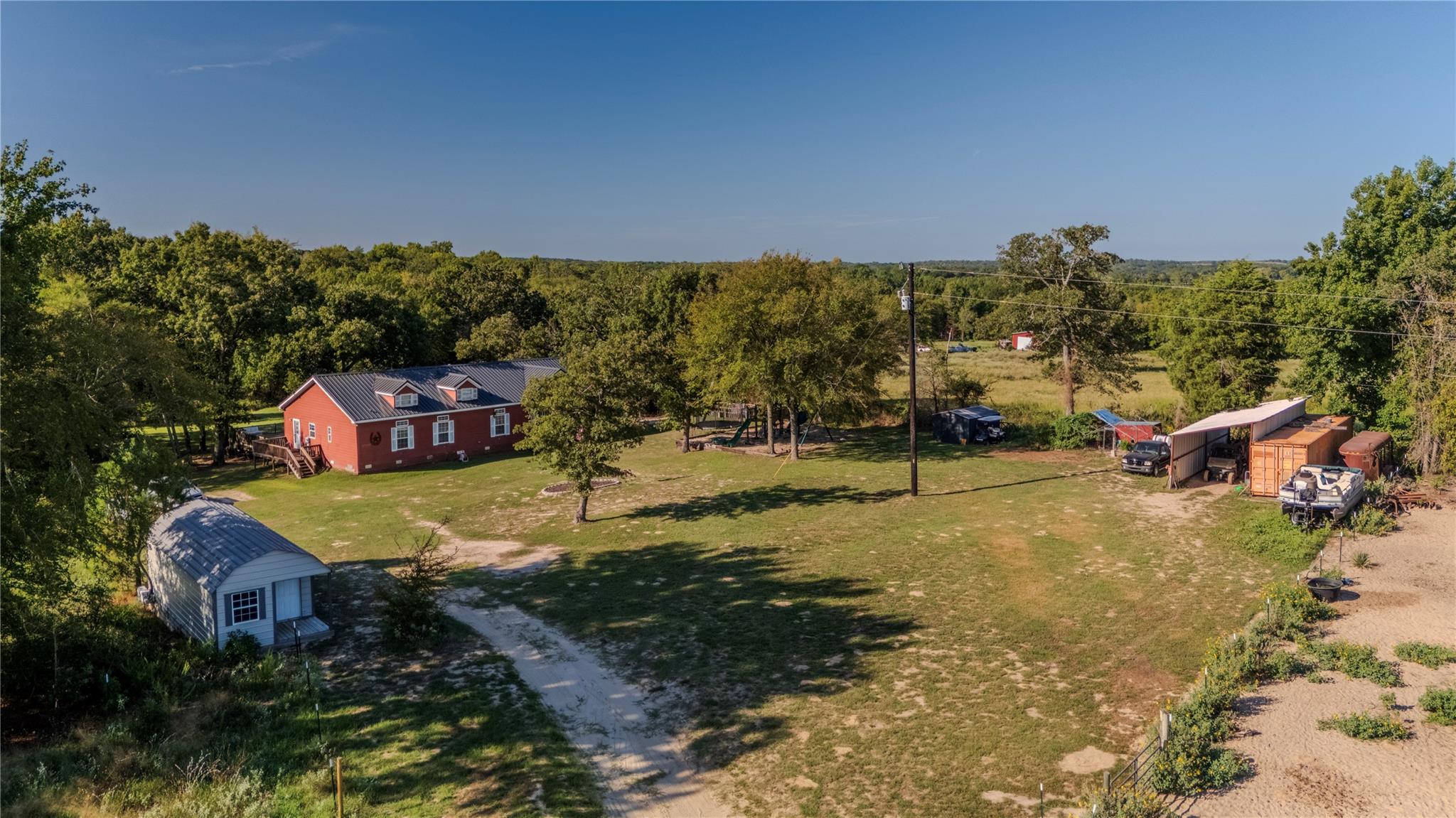 main property photo 34