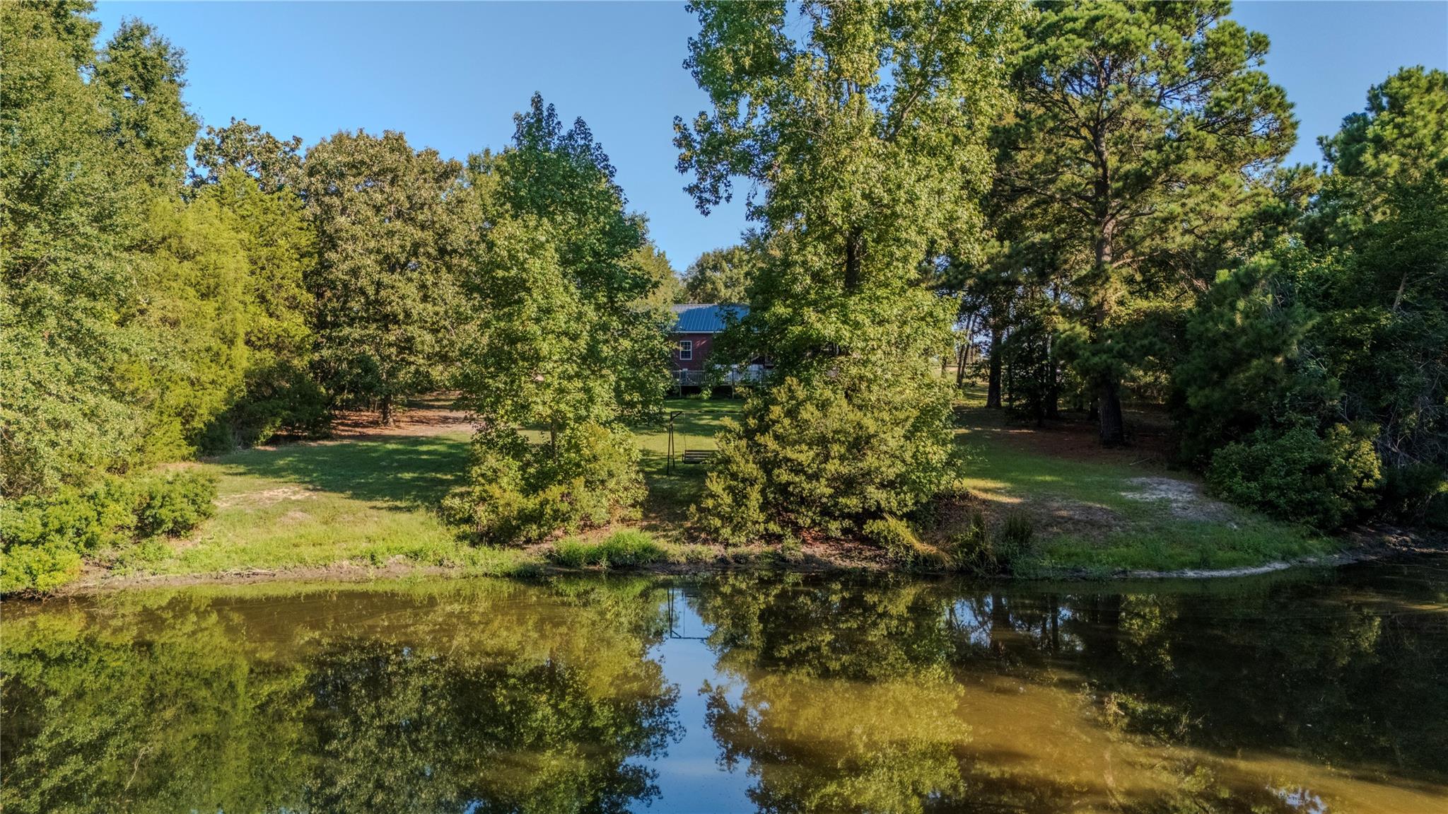 main property photo 37
