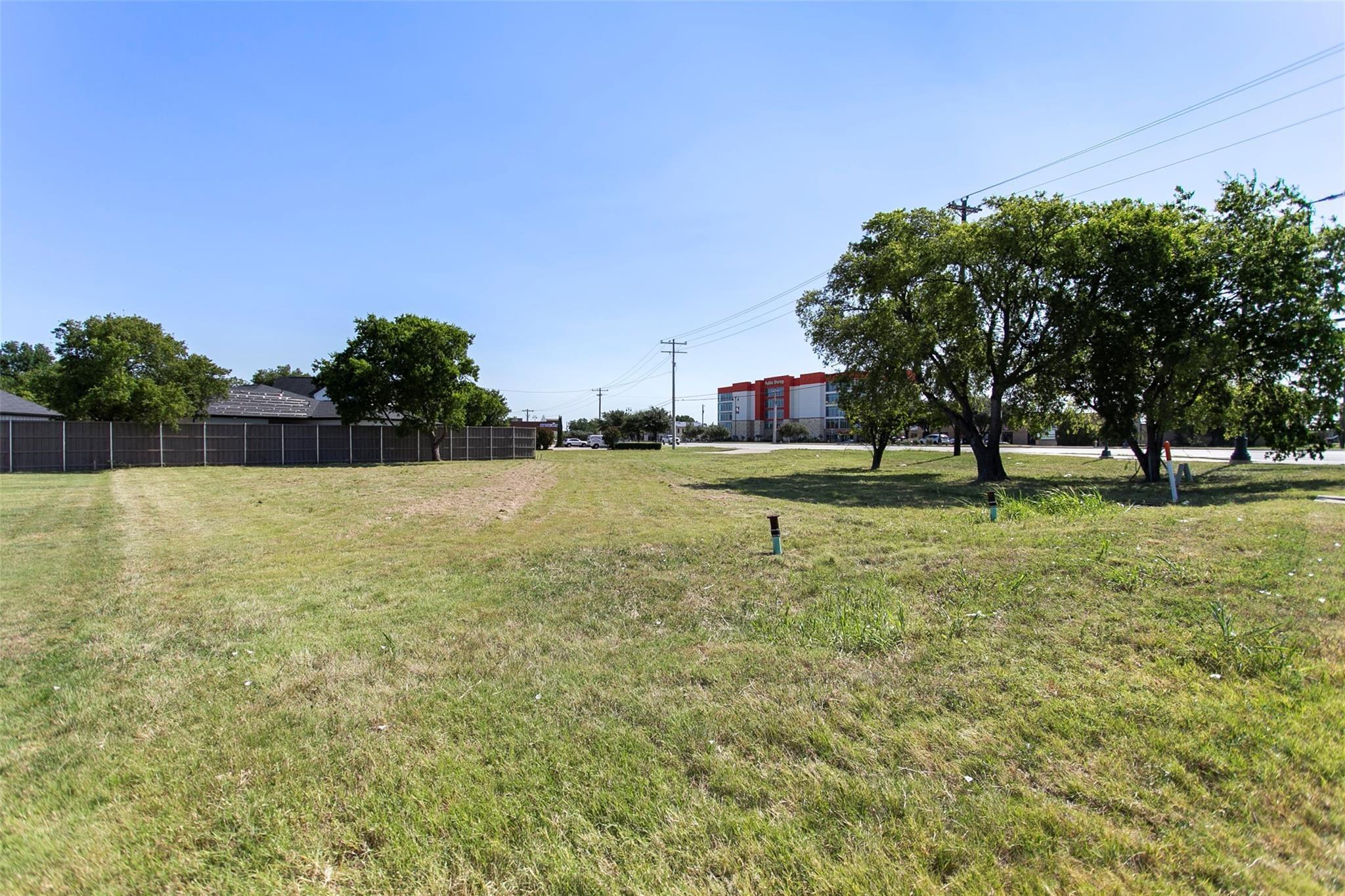 main property photo 8