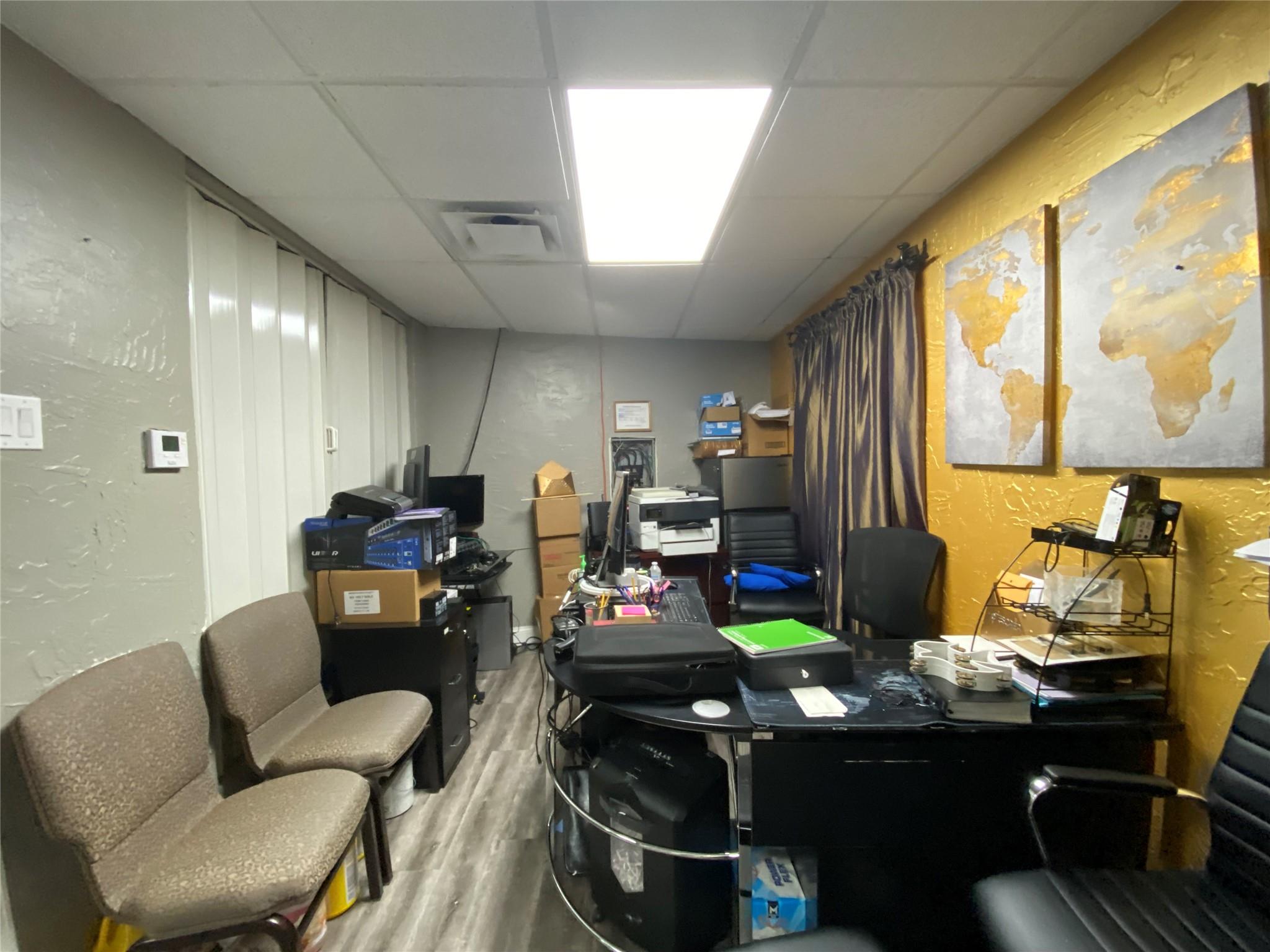 main property photo 12