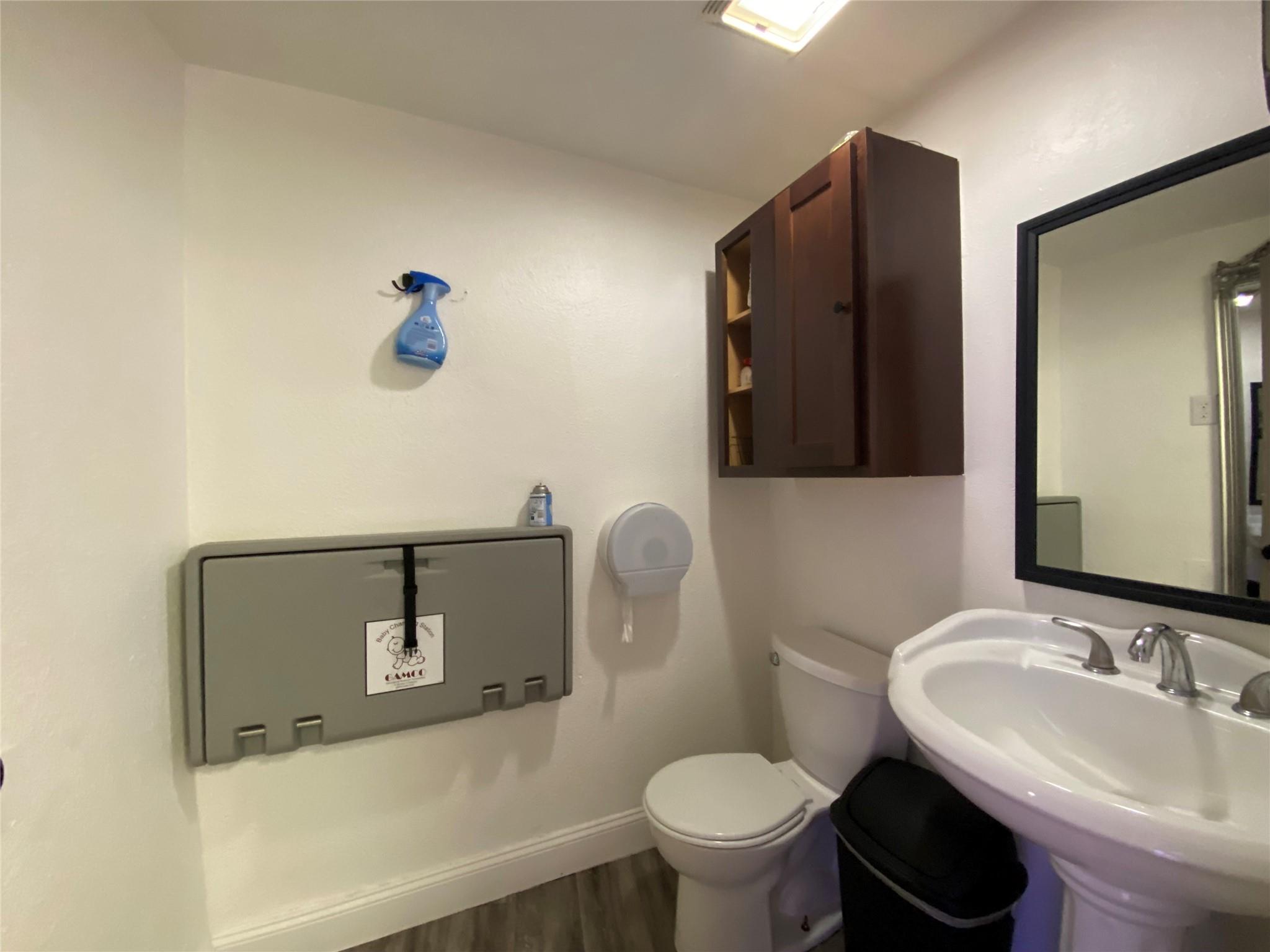main property photo 17