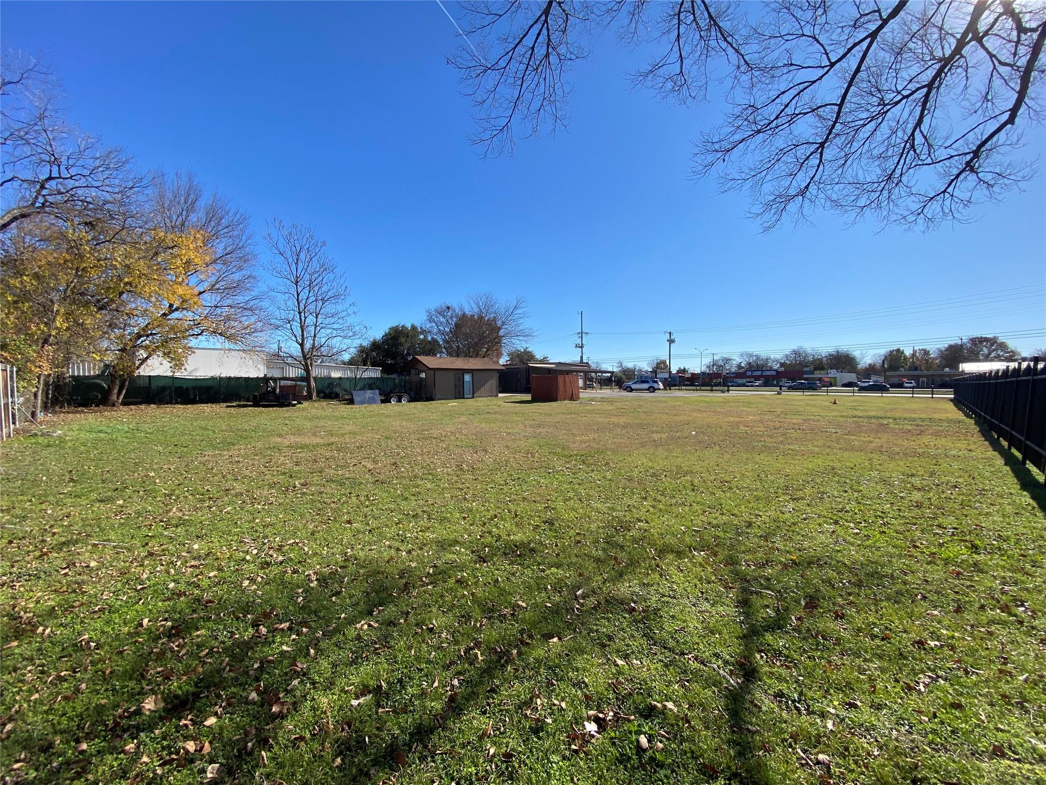 main property photo 26