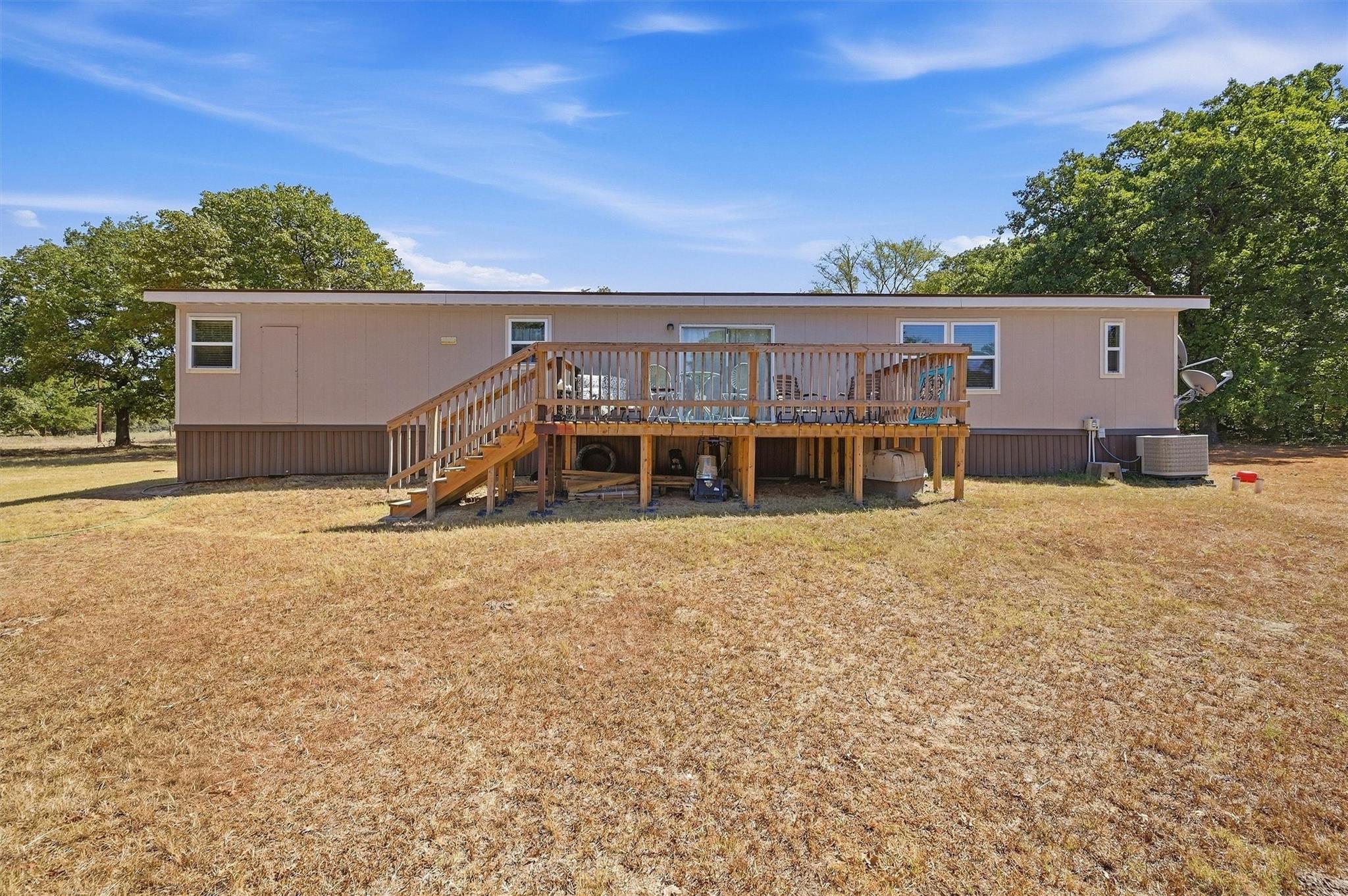 main property photo 32