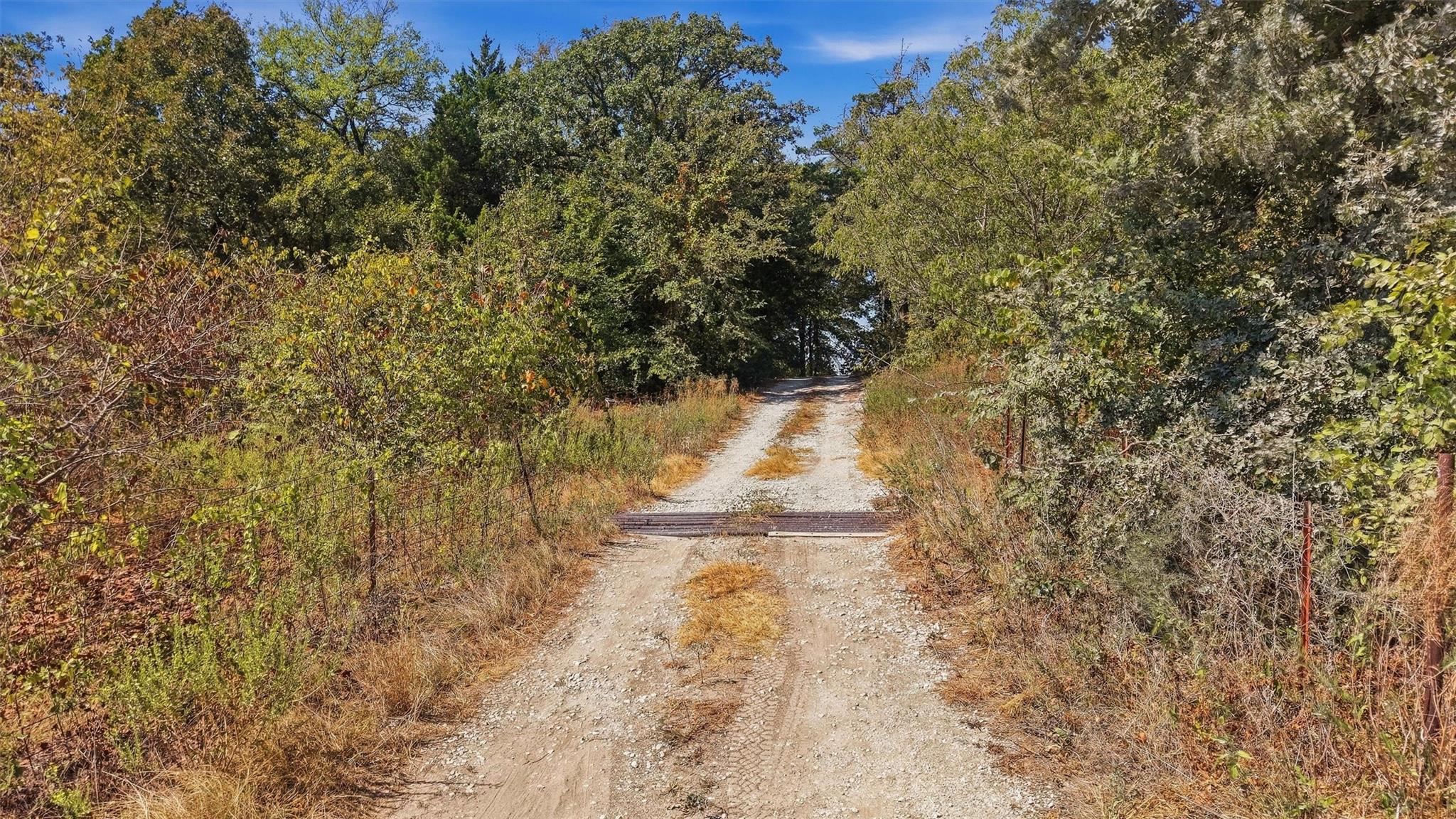main property photo 35