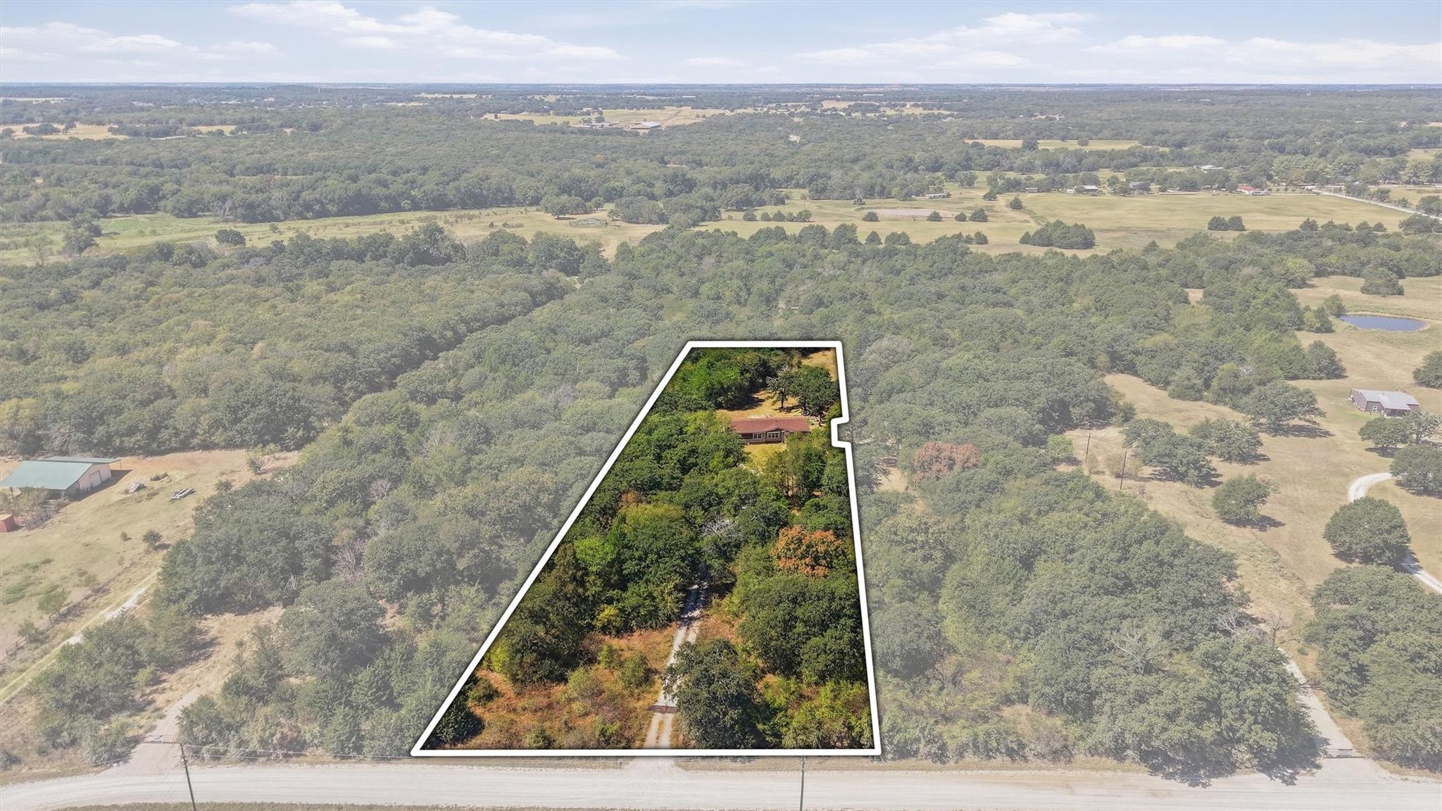 main property photo 39