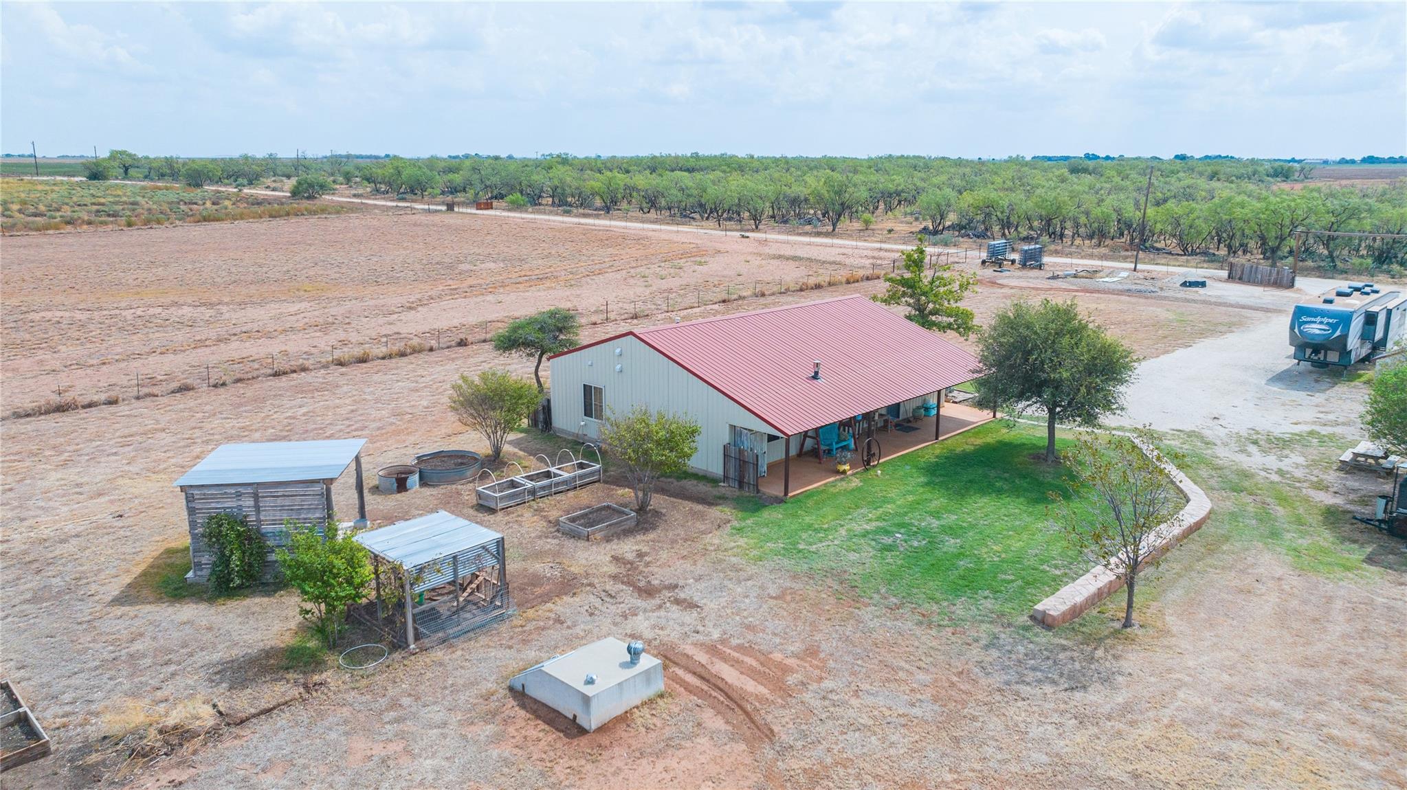 main property photo 12