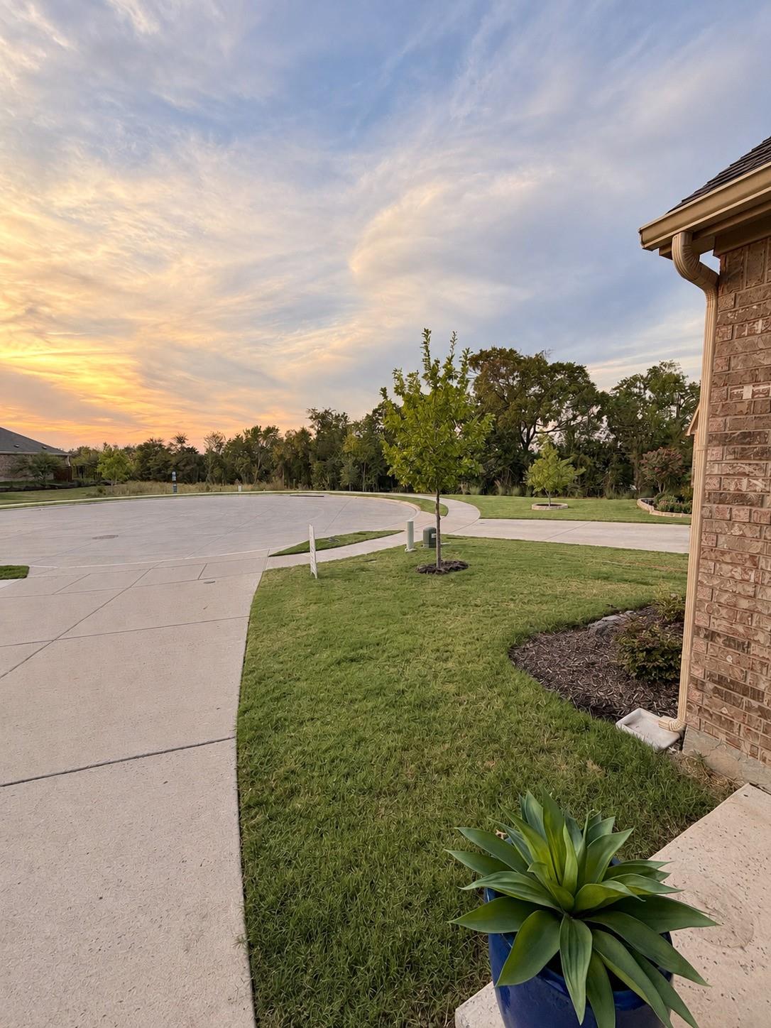 main property photo 27
