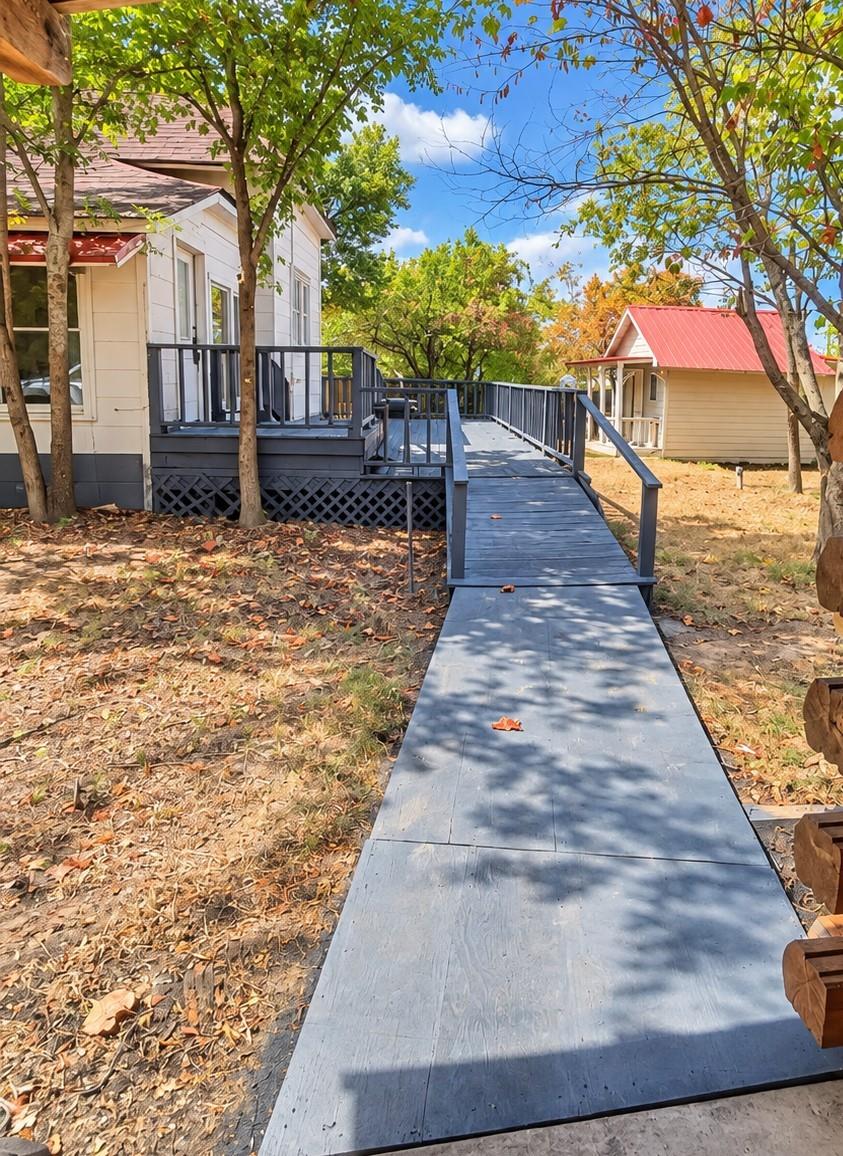 main property photo 16