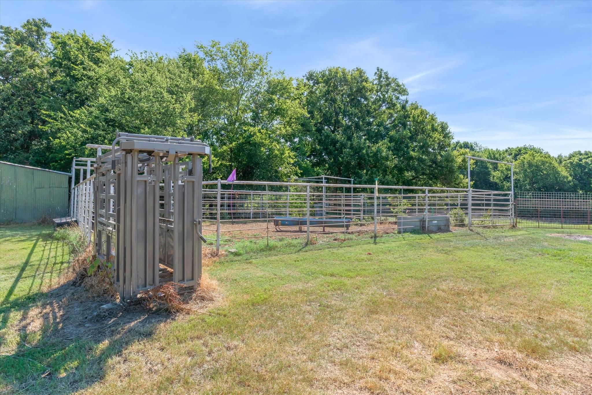 main property photo 38