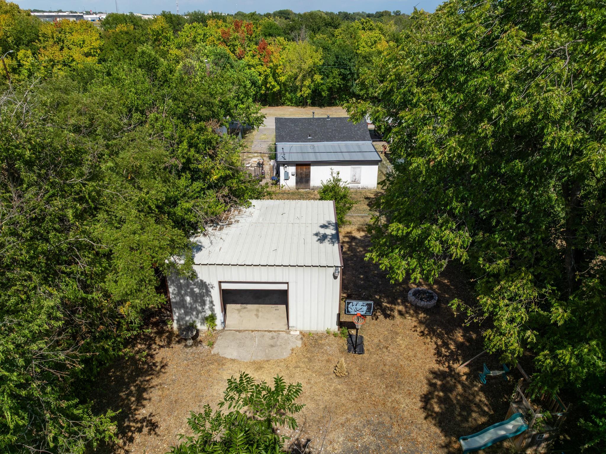 main property photo 27