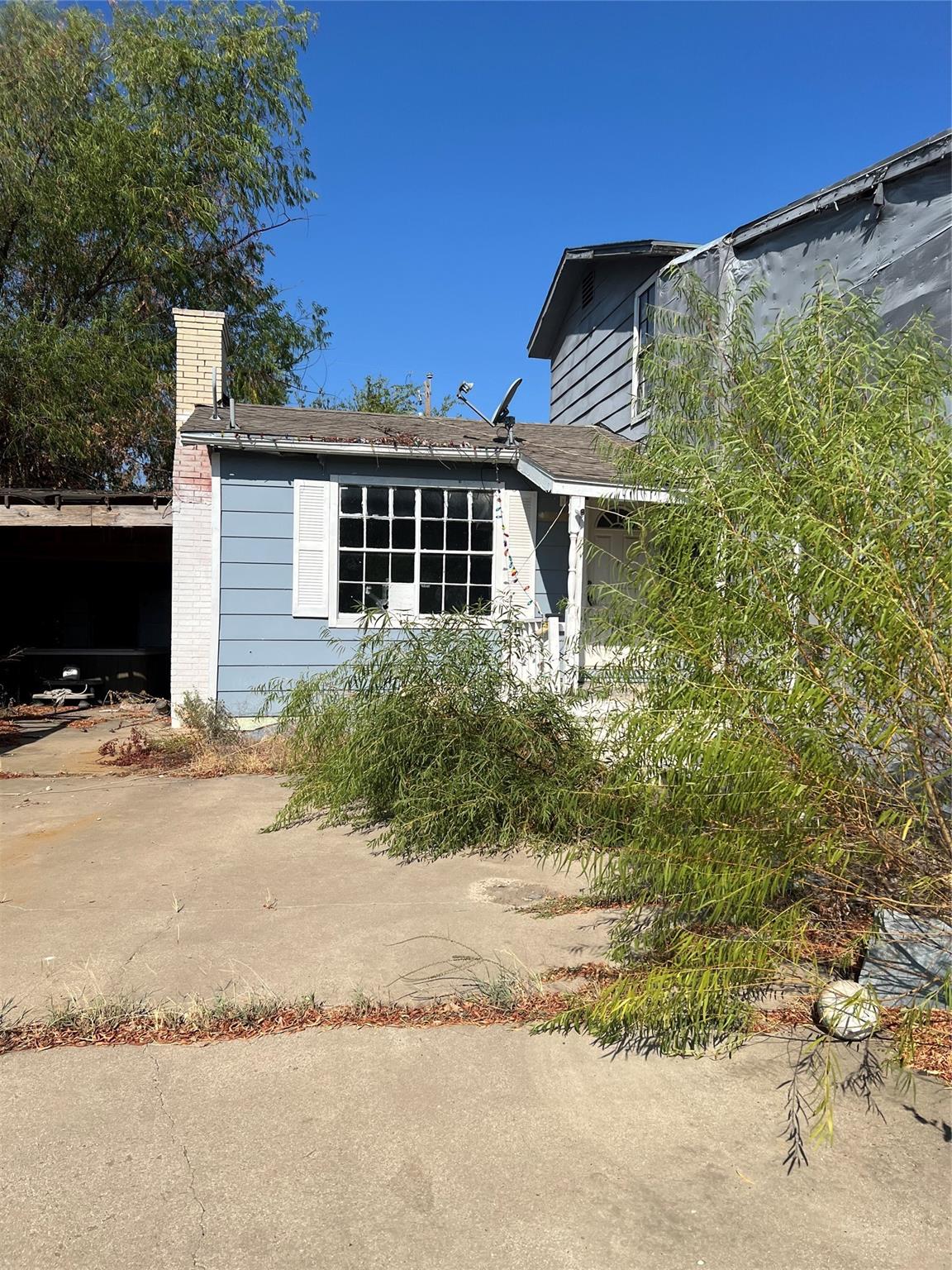 main property photo 1