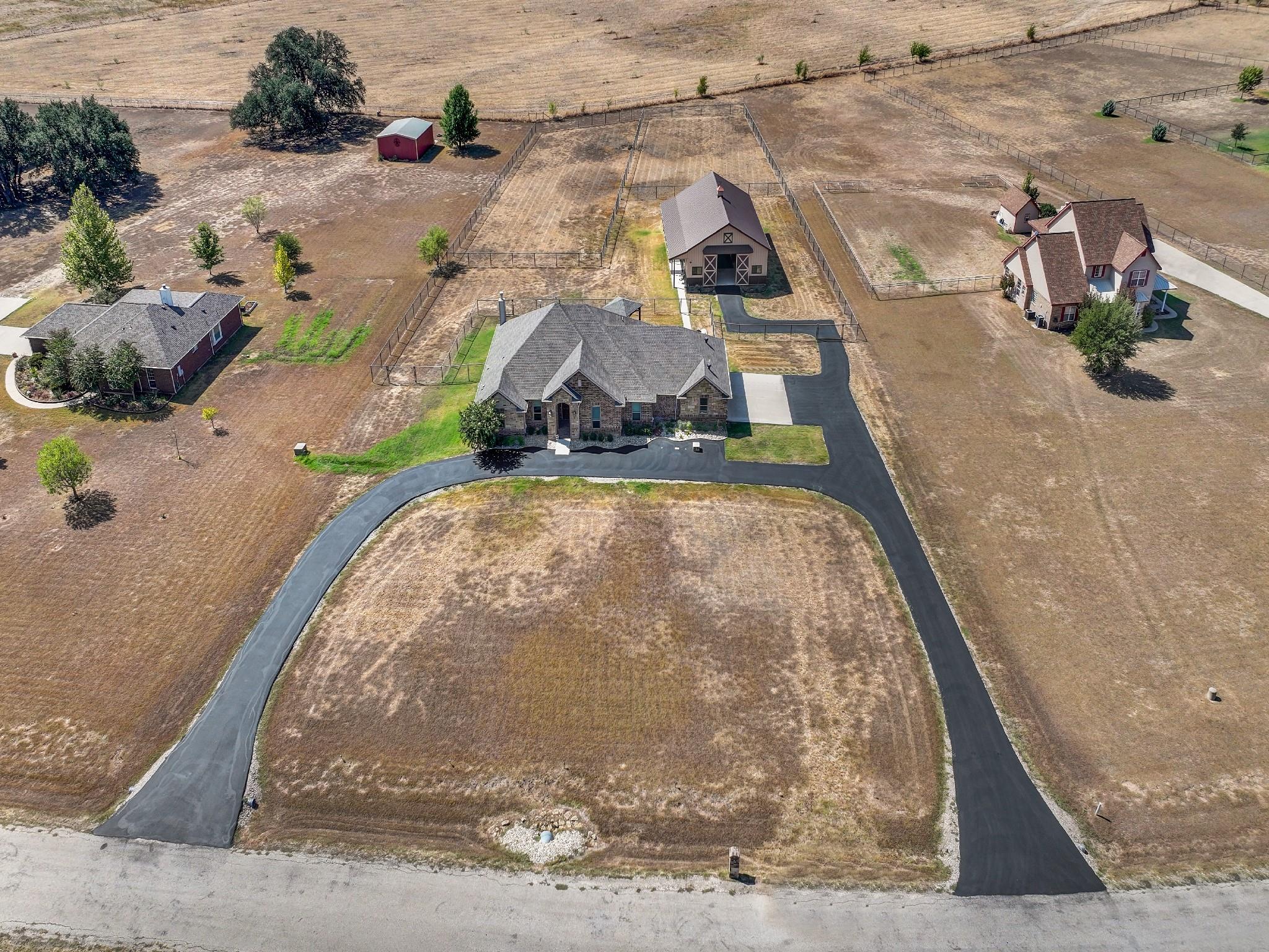 main property photo 33