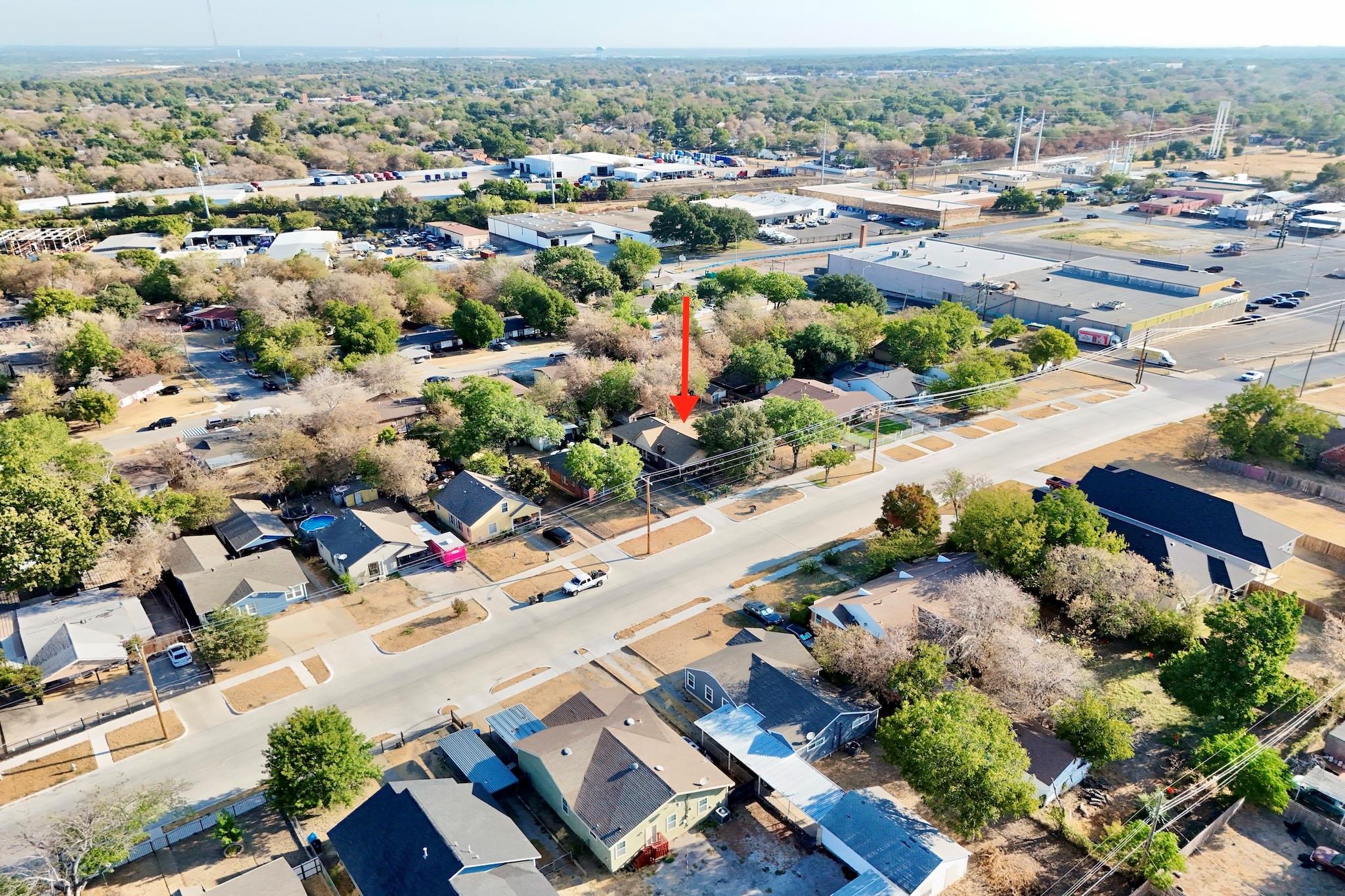 main property photo 17
