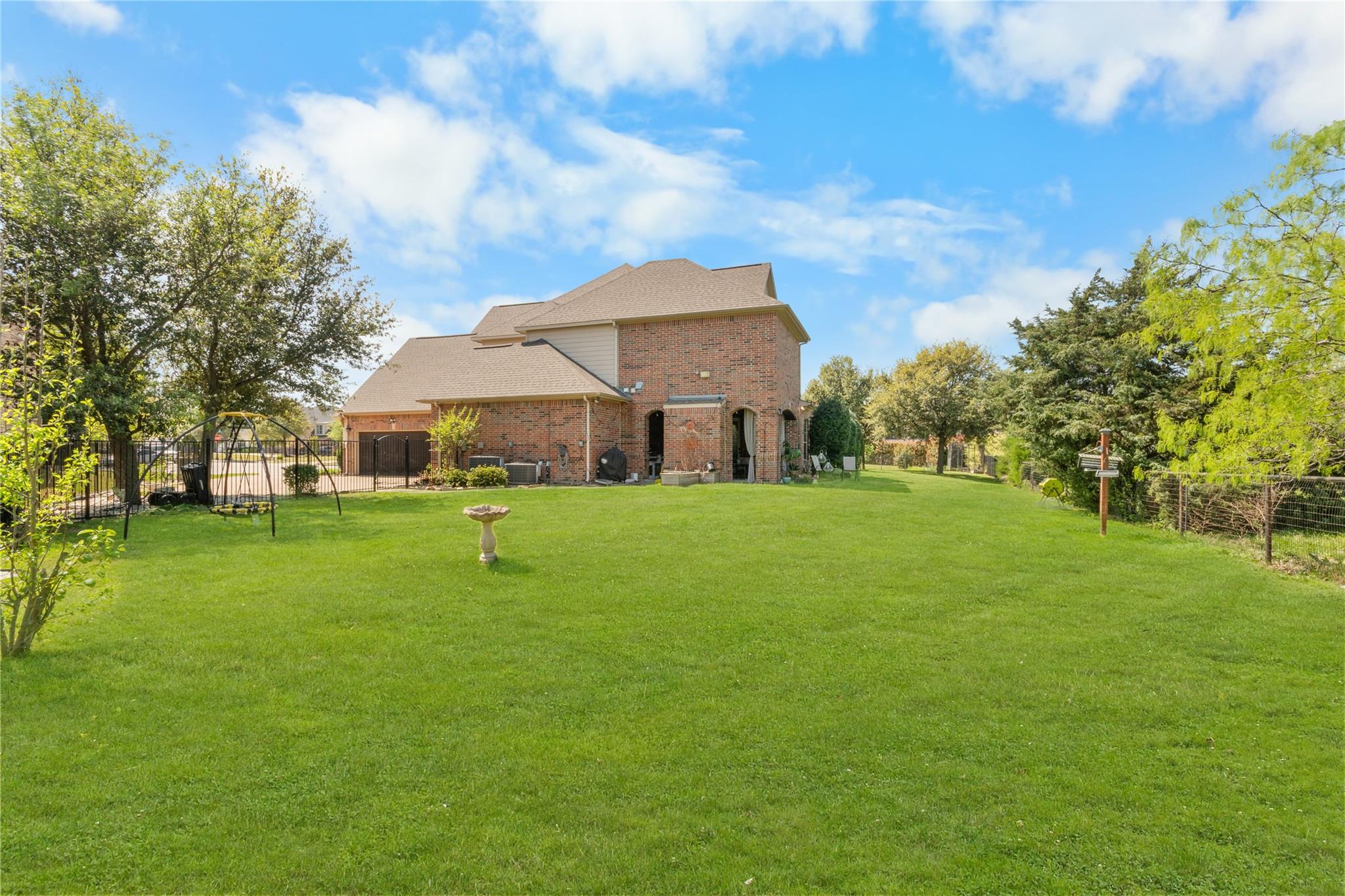 main property photo 36