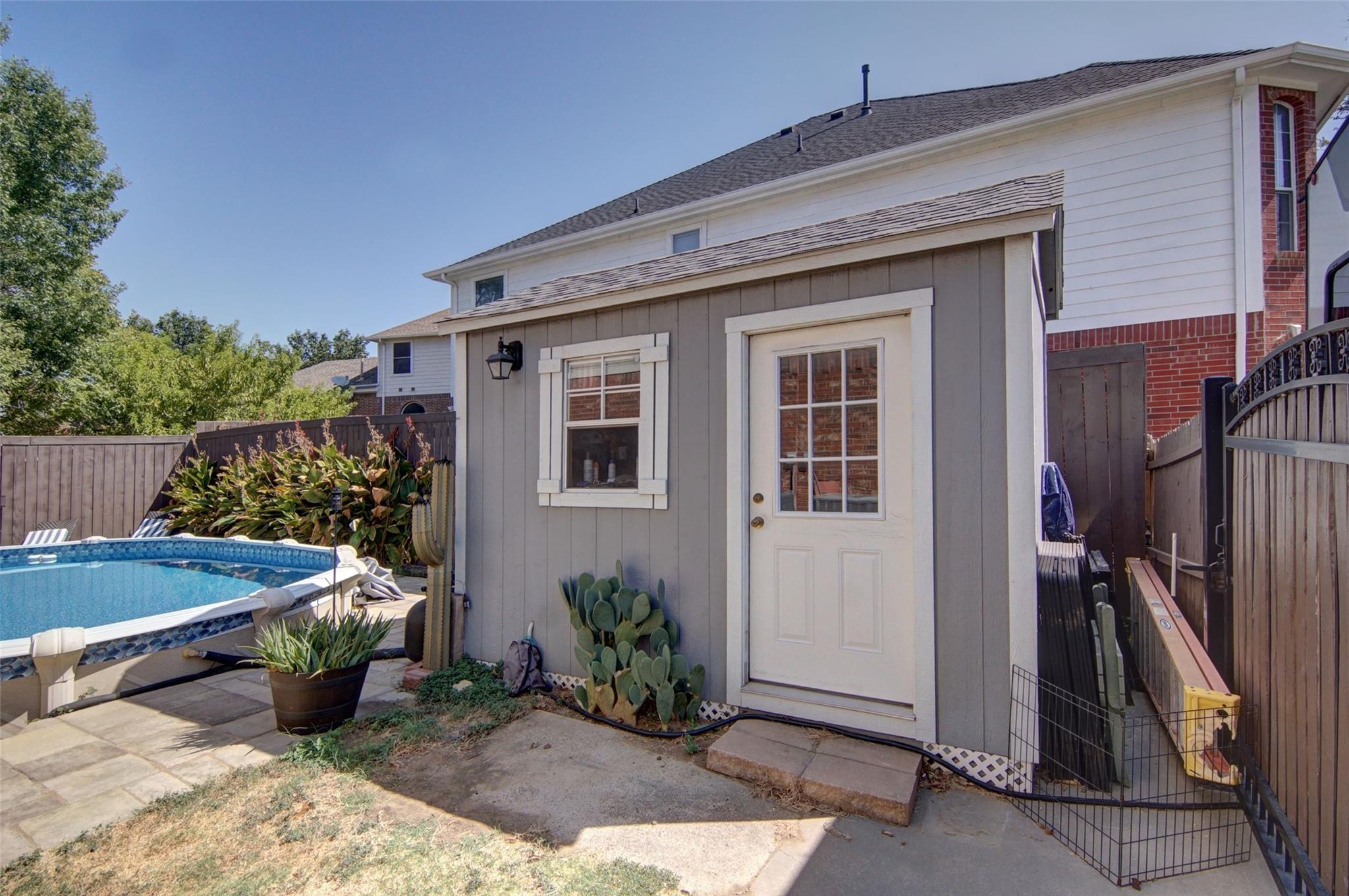 main property photo 33