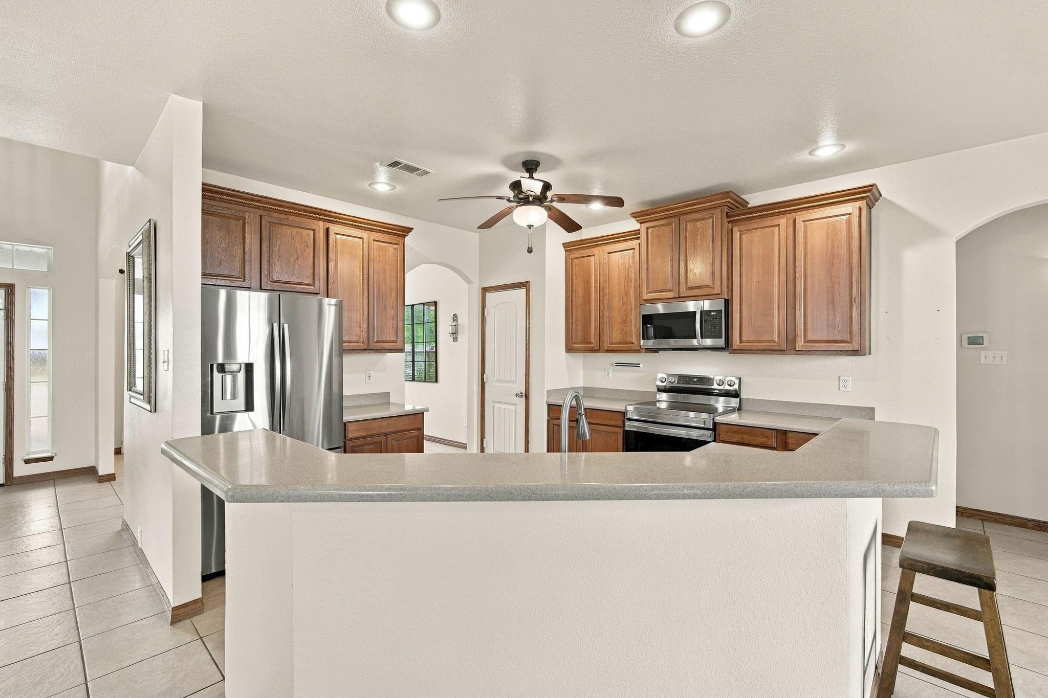 main property photo 15