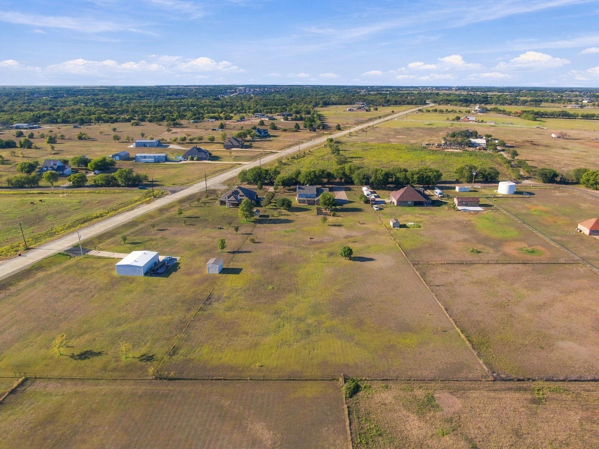 main property photo 8
