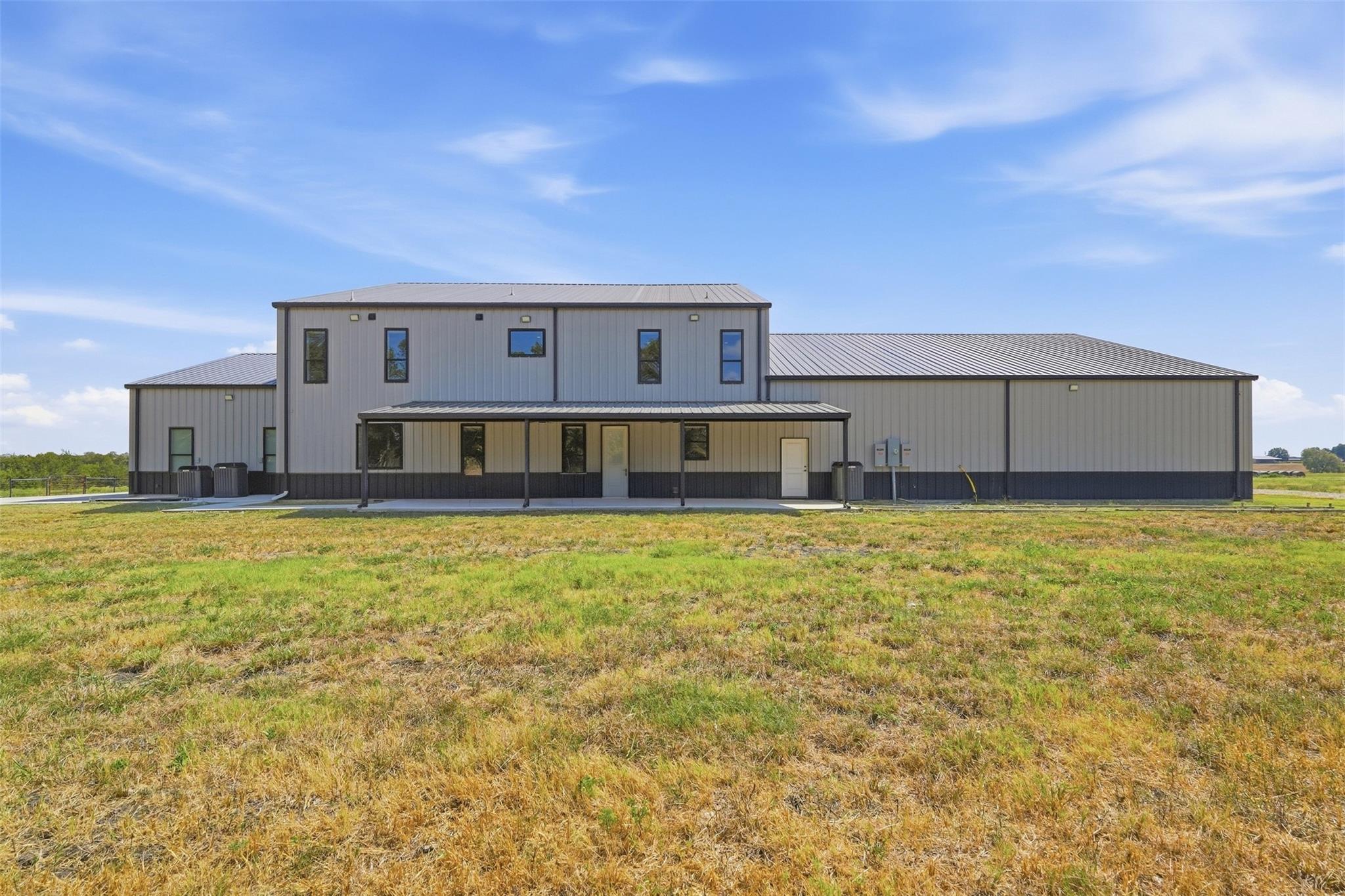 main property photo 34