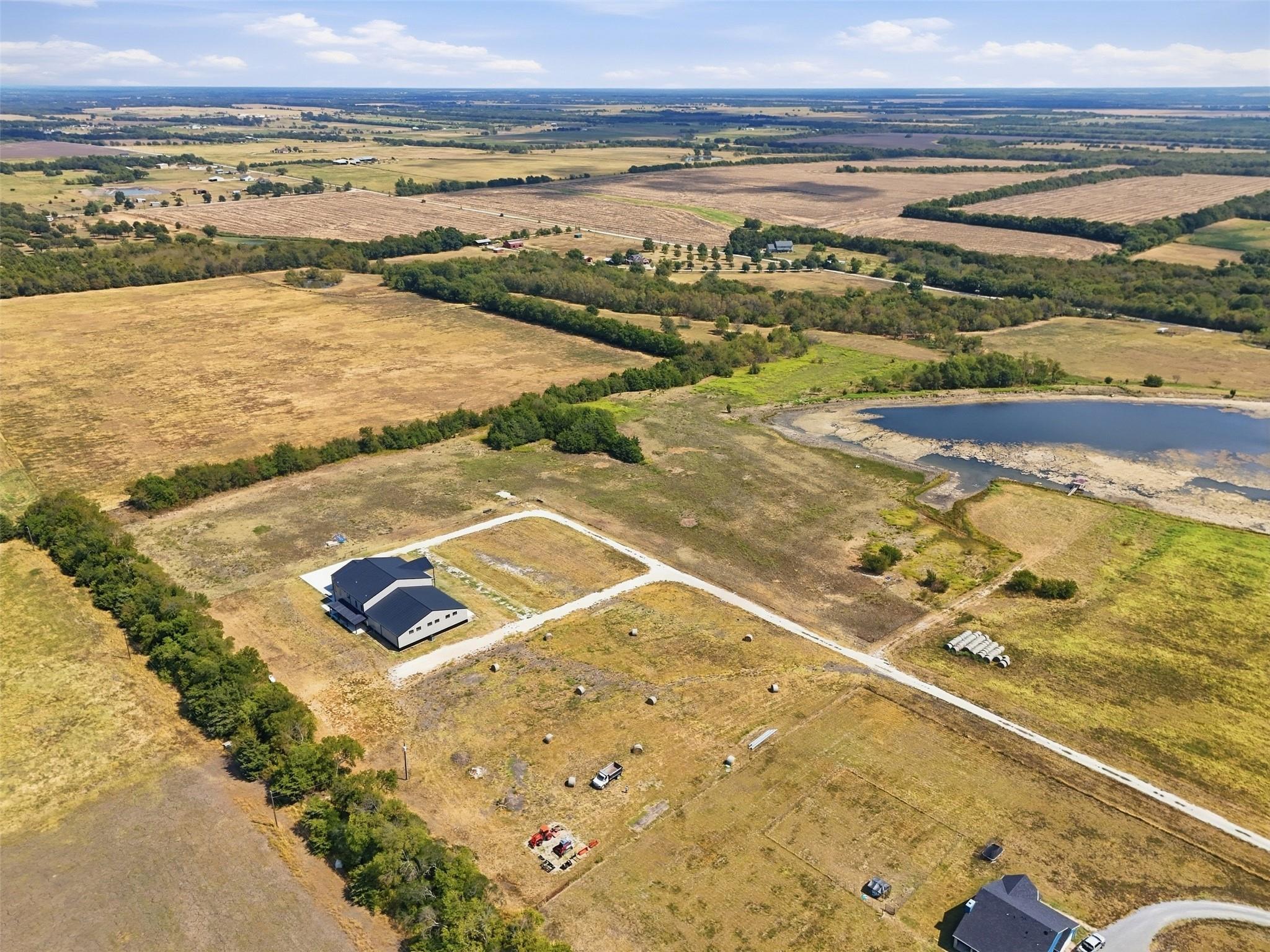 main property photo 38