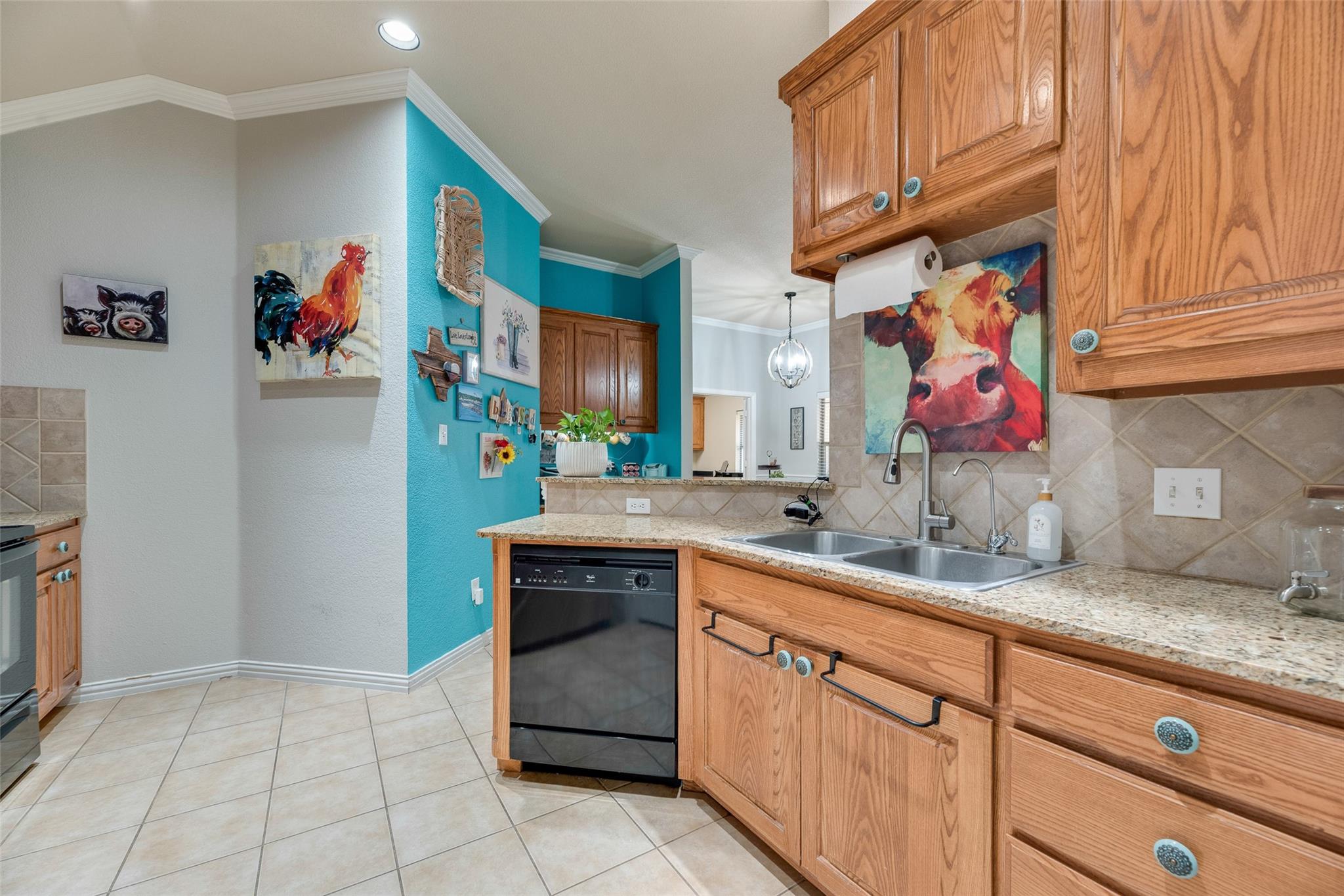 main property photo 9