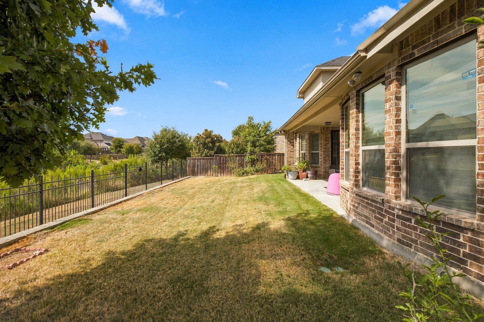 main property photo 38