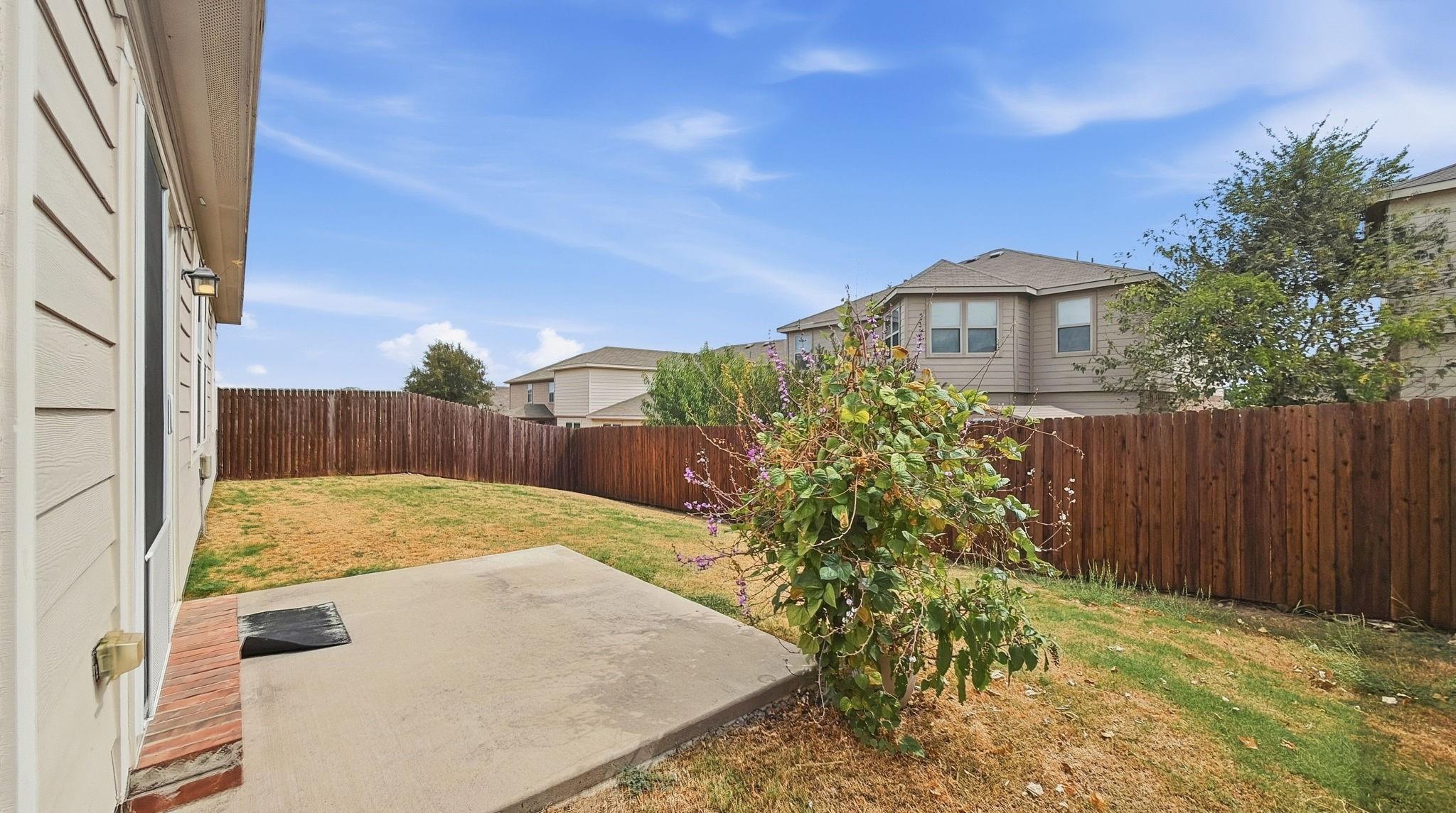 main property photo 10