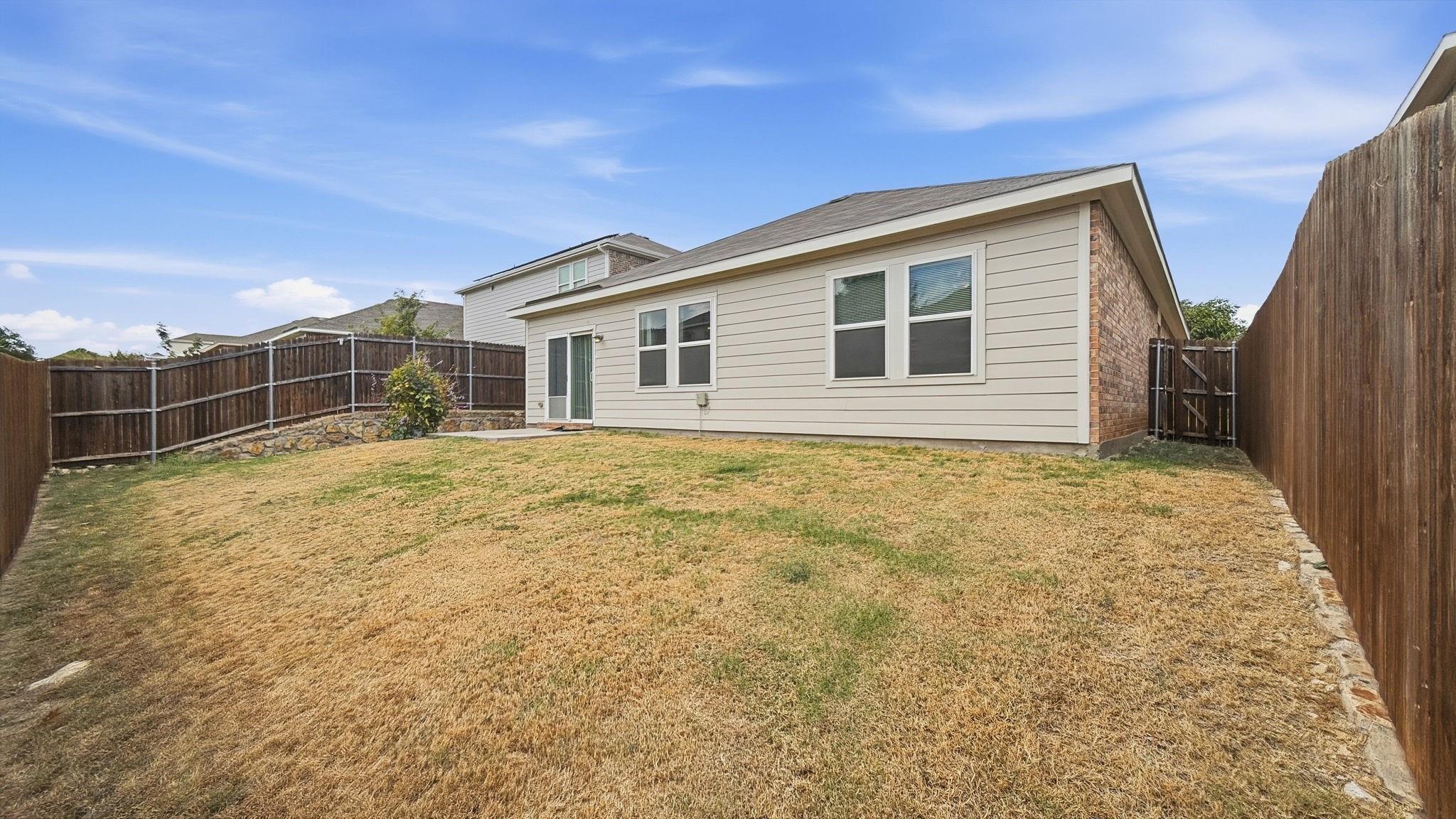 main property photo 7