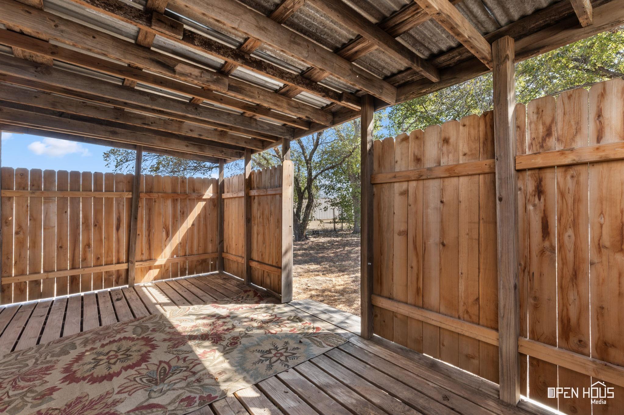 main property photo 12