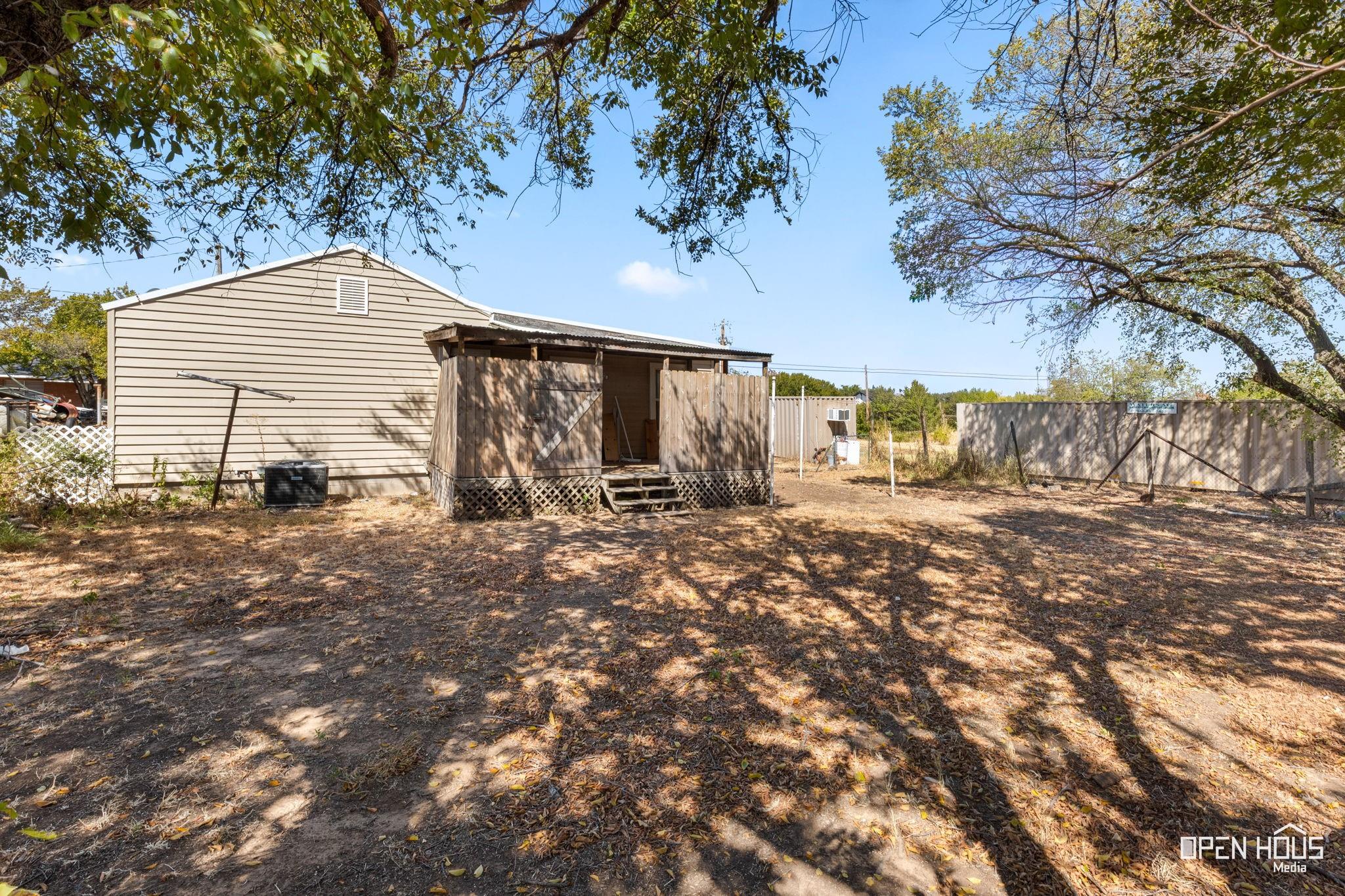 main property photo 27
