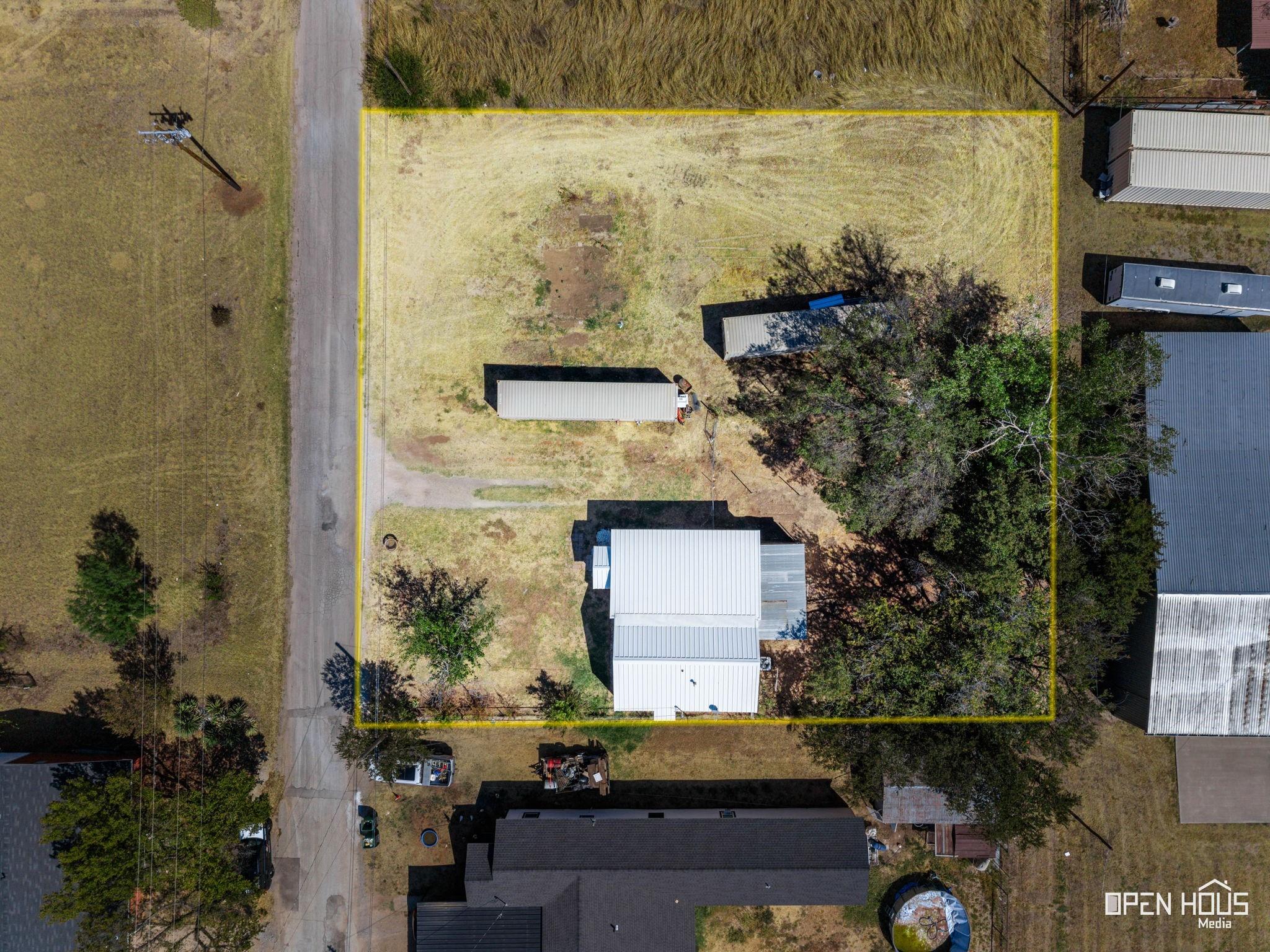 main property photo 35