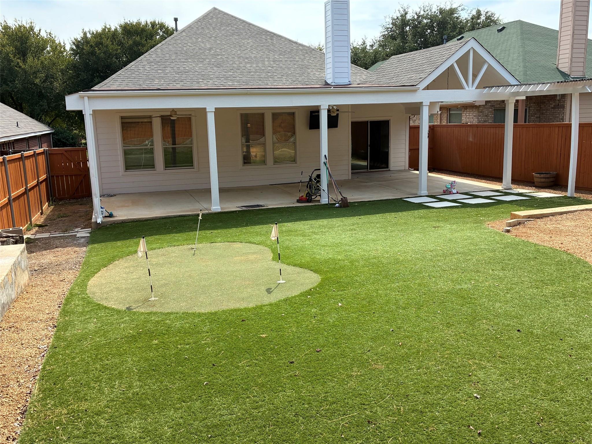 main property photo 15