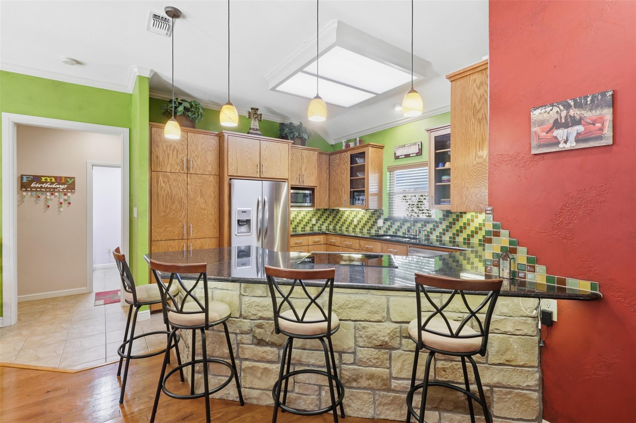 main property photo 2