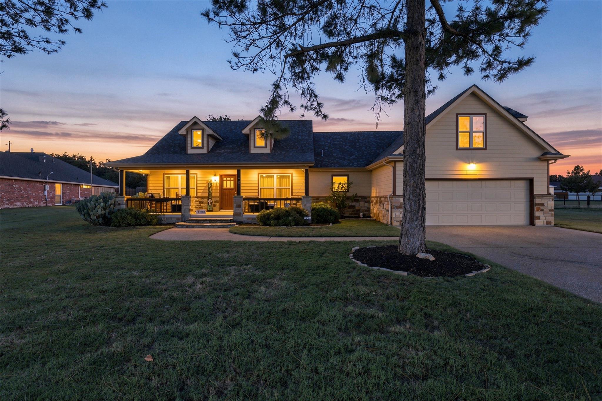 main property photo 29
