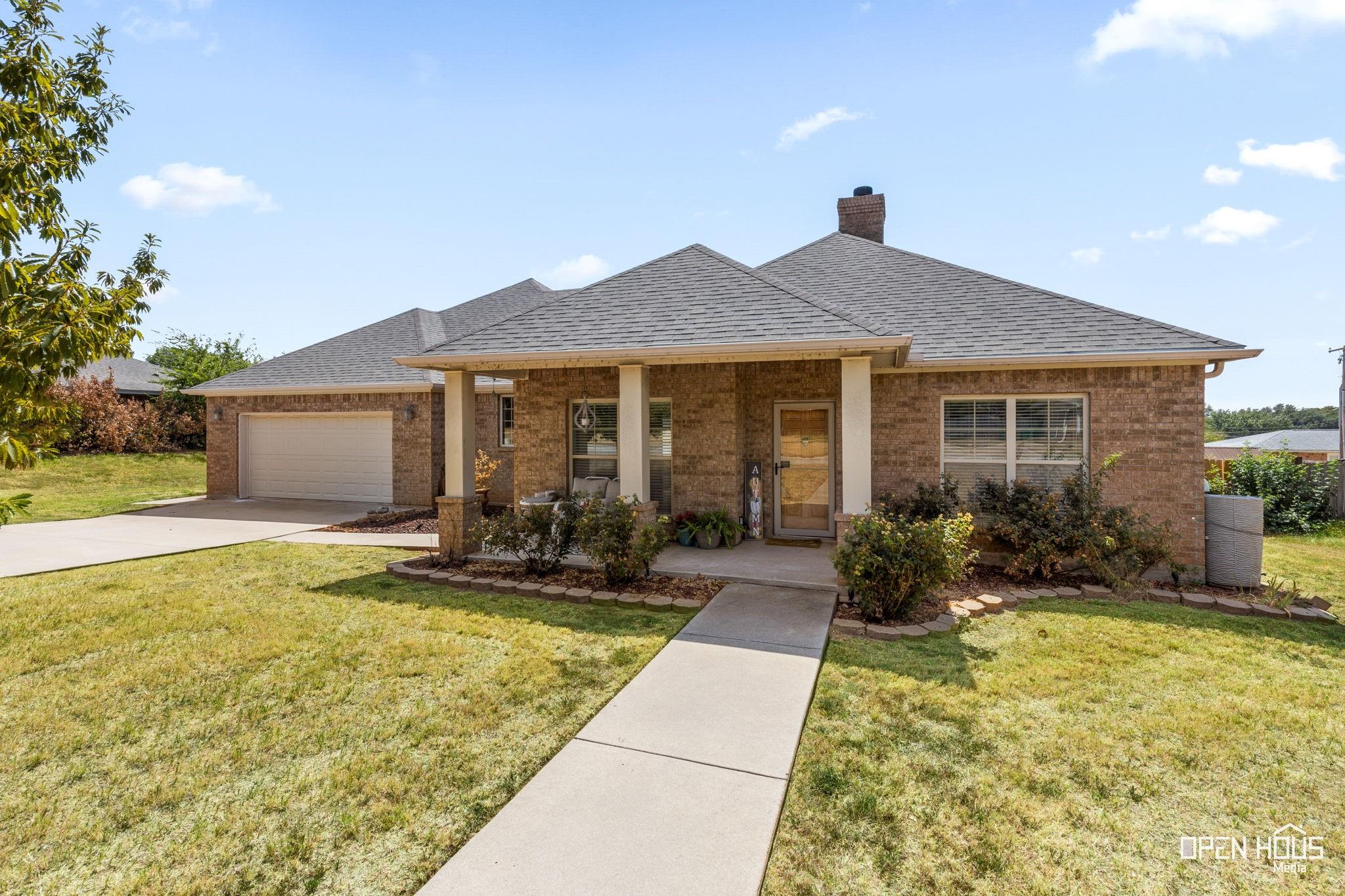 main property photo 1