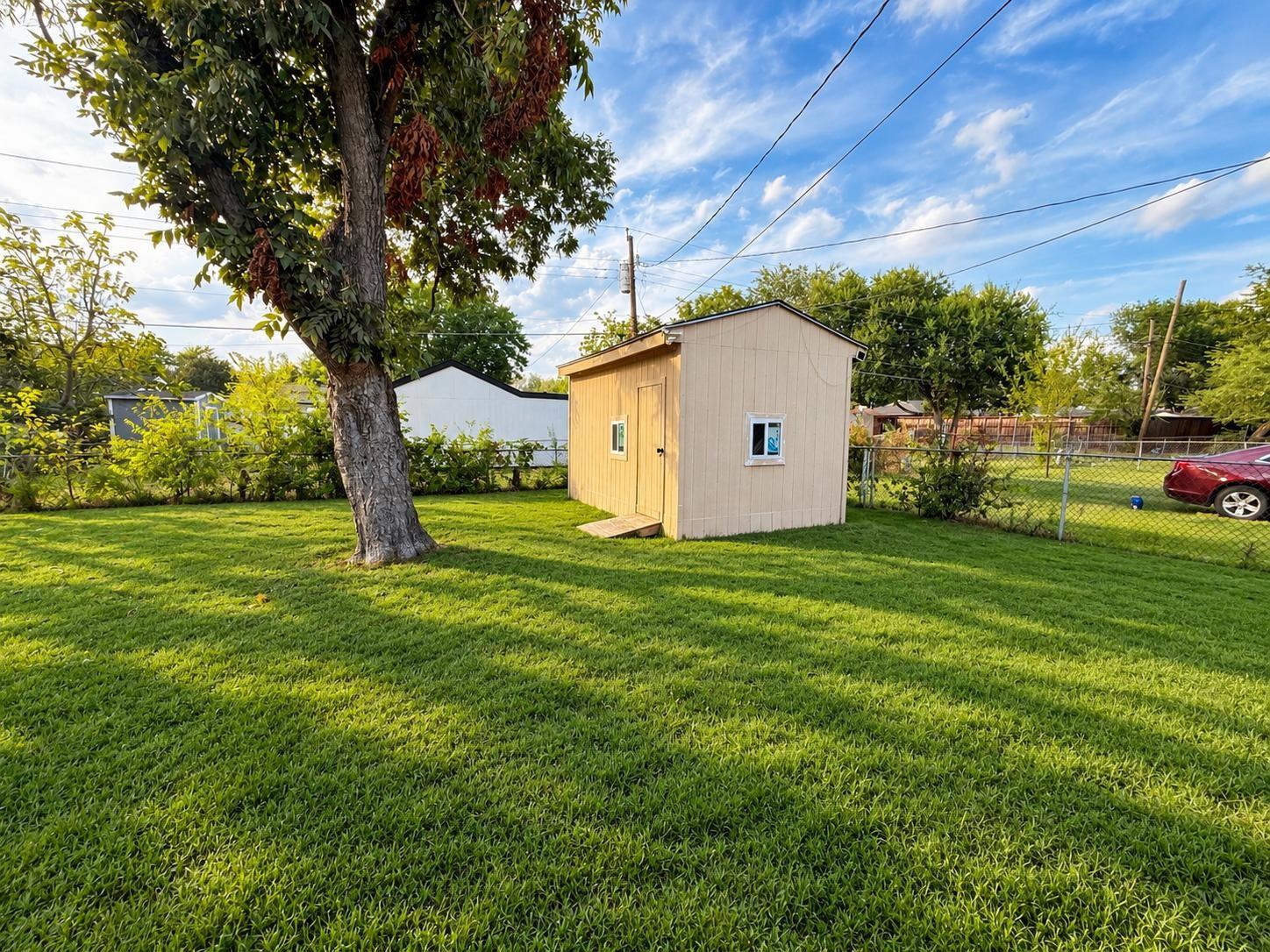 main property photo 21