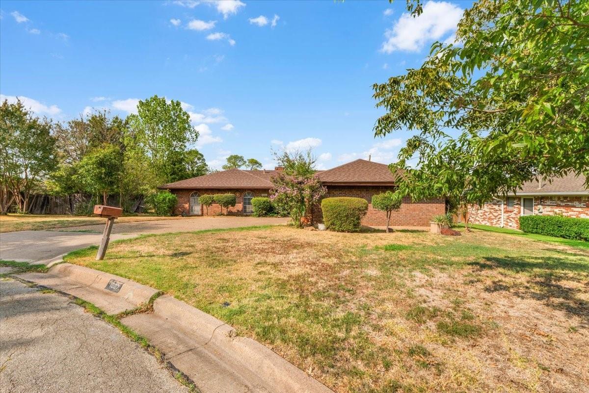 main property photo 25