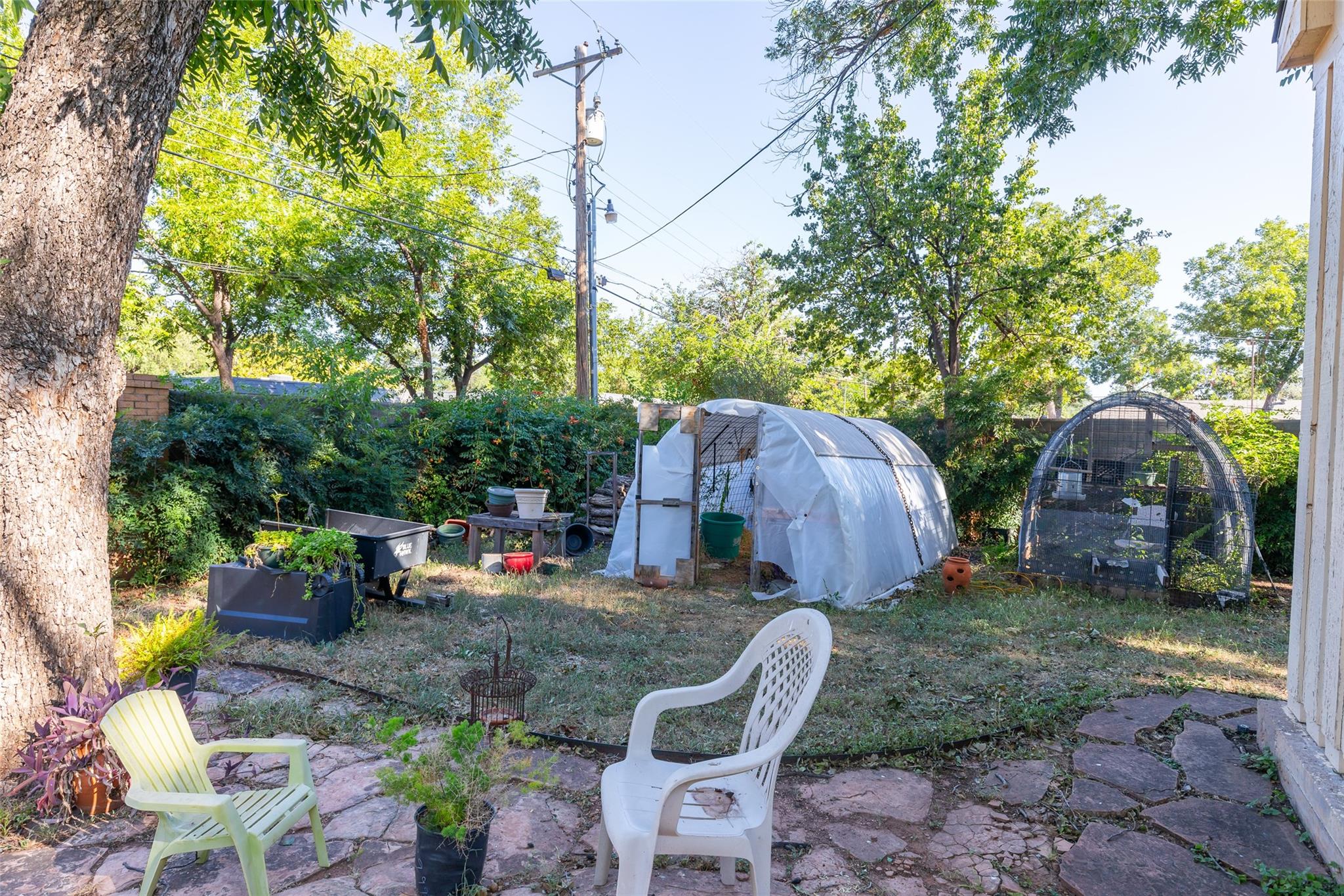 main property photo 31