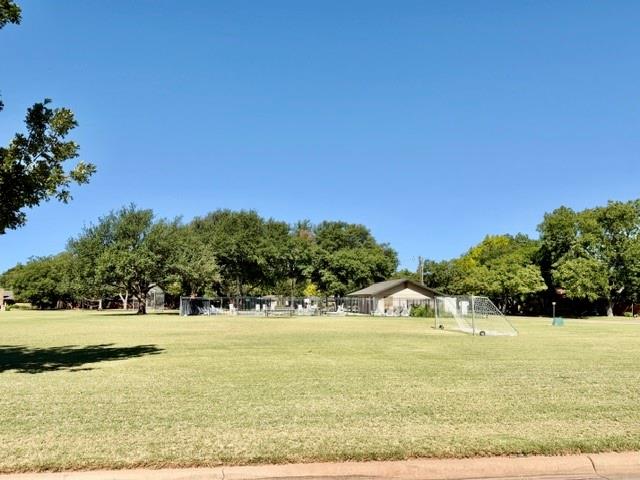 main property photo 39